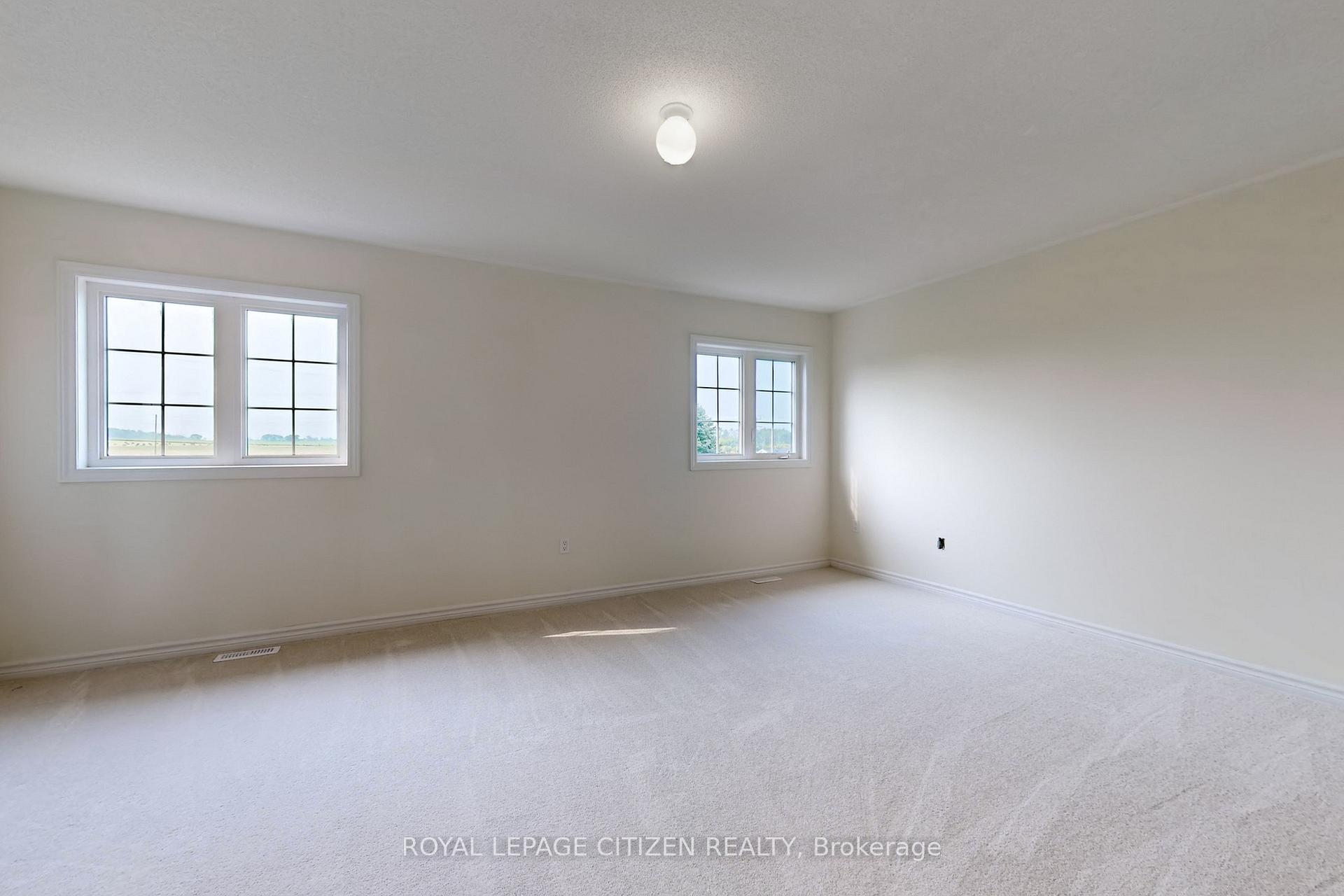 Photo 21 of 123 Cliff Thompson Crescent, Georgina, Sutton & Jackson's Point — HOMEH