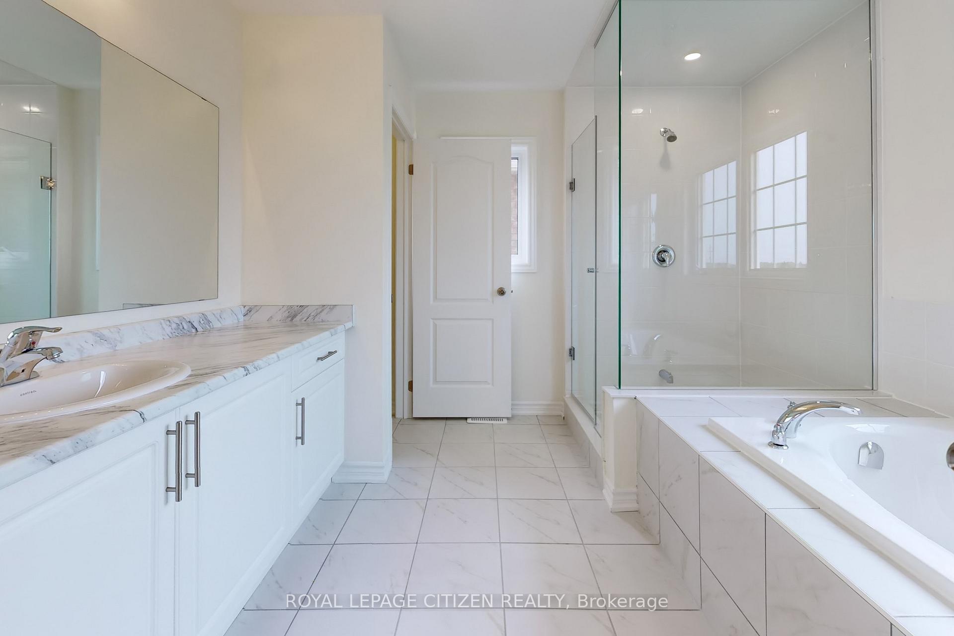 Photo 28 of 123 Cliff Thompson Crescent, Georgina, Sutton & Jackson's Point — HOMEH