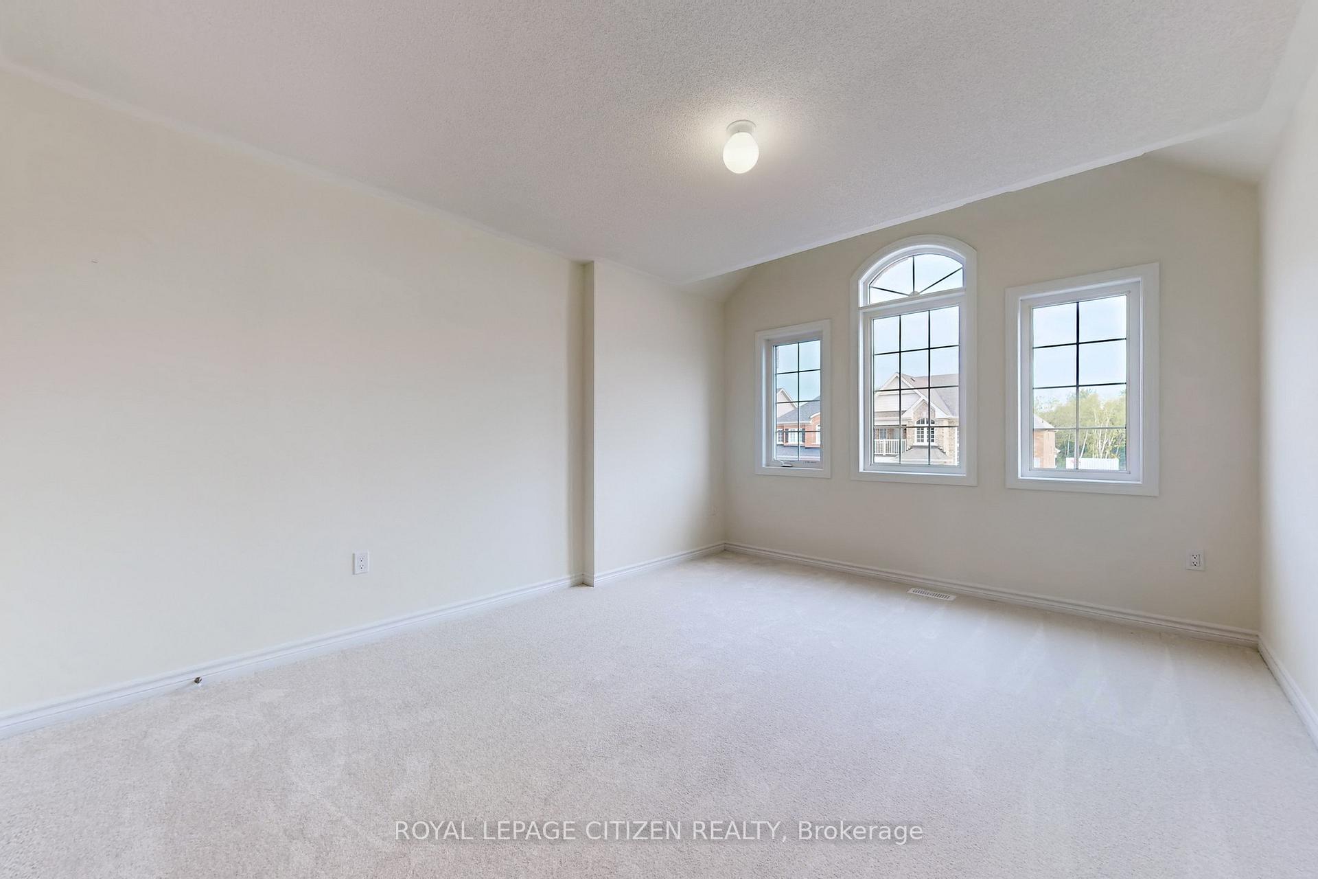 Photo 31 of 123 Cliff Thompson Crescent, Georgina, Sutton & Jackson's Point — HOMEH