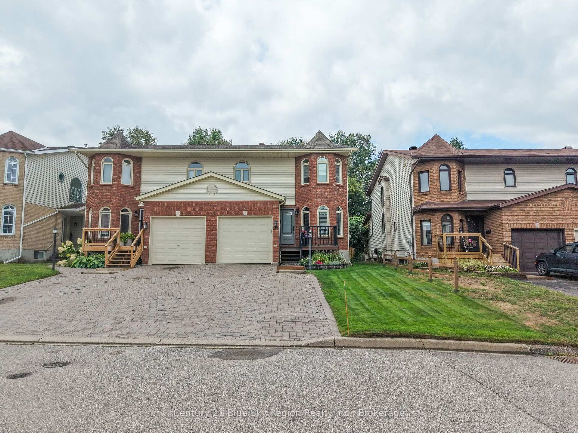 Photo 2 of 259 Labreche Drive, North Bay, Ferris — HOMEH