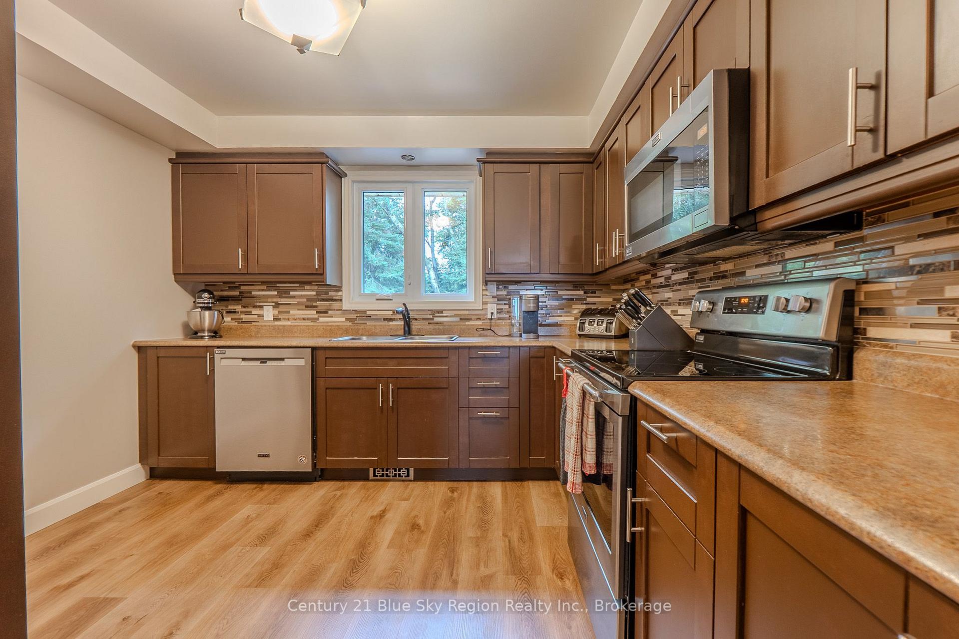 Photo 10 of 259 Labreche Drive, North Bay, Ferris — HOMEH