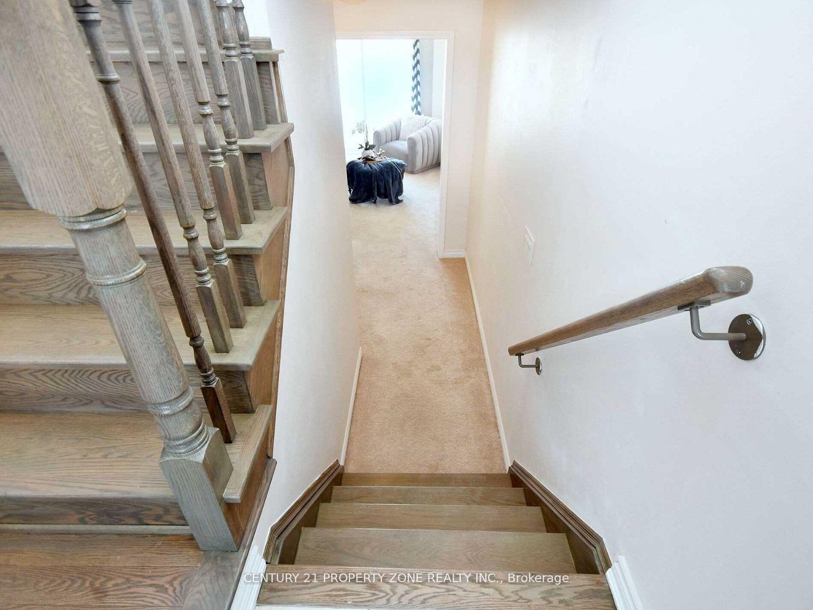 Photo 17 of 108 Bannister Crescent, Brampton, Northwest Brampton — HOMEH