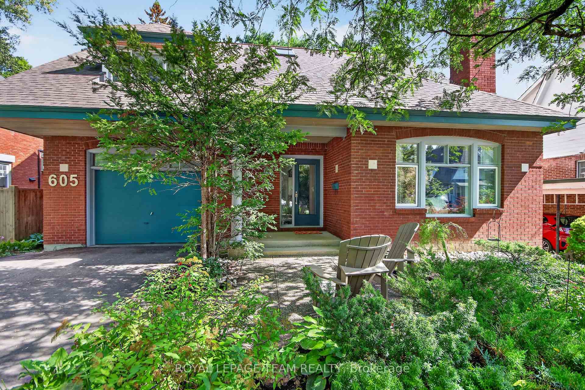 Photo 3 of 605 Highland Avenue, Ottawa, McKellar/Highland — HOMEH
