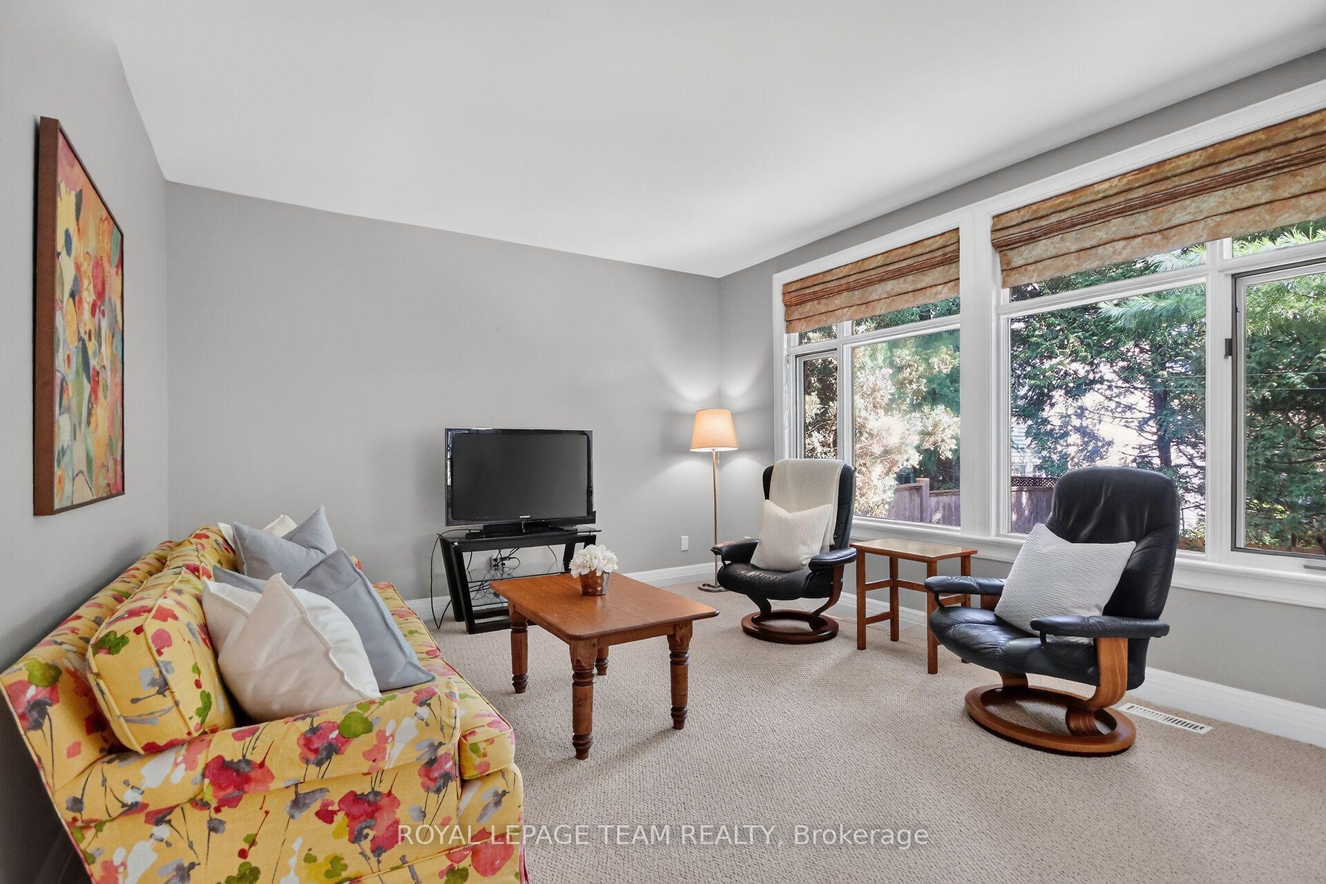Photo 14 of 605 Highland Avenue, Ottawa, McKellar/Highland — HOMEH