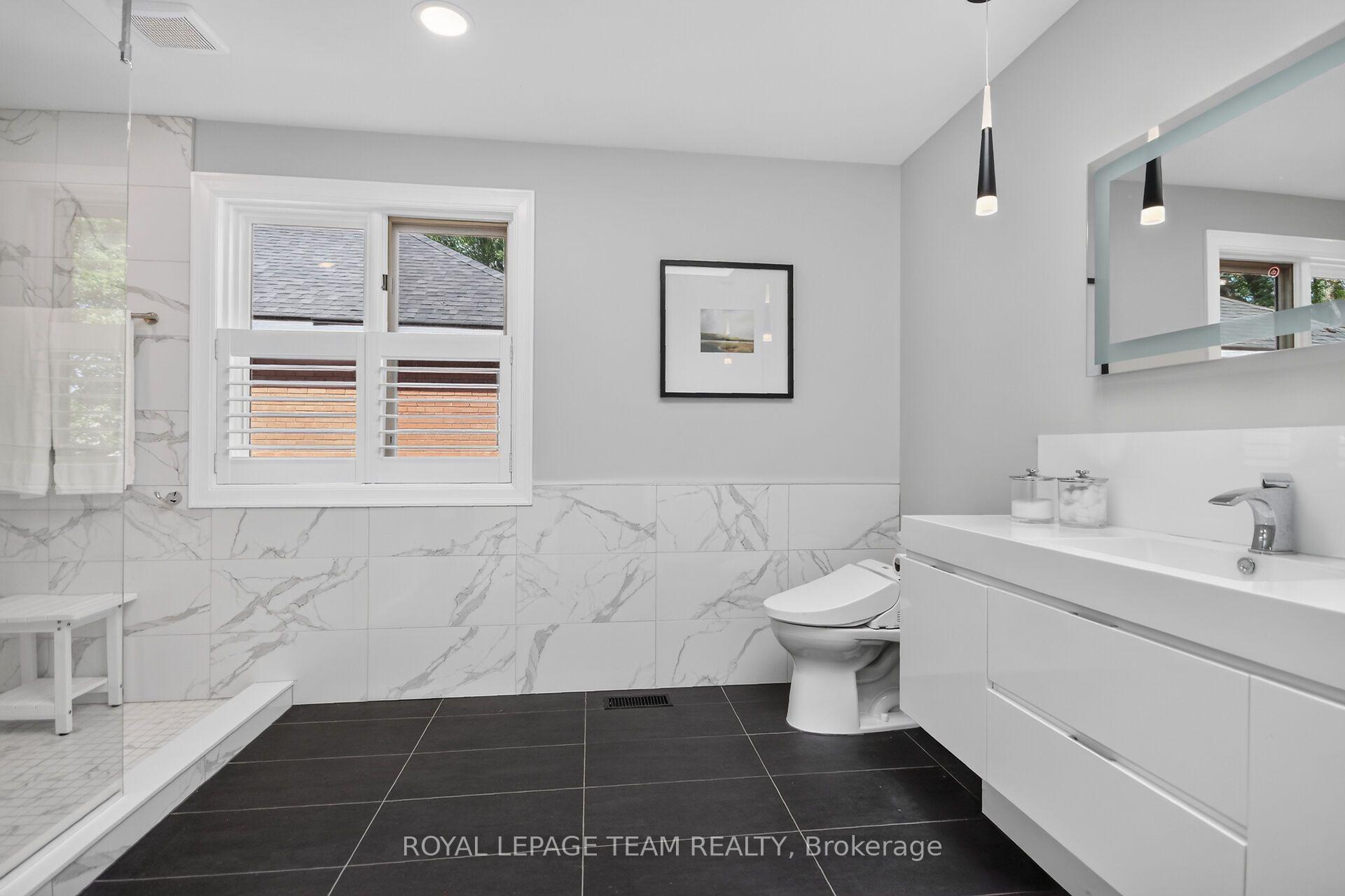 Photo 20 of 605 Highland Avenue, Ottawa, McKellar/Highland — HOMEH