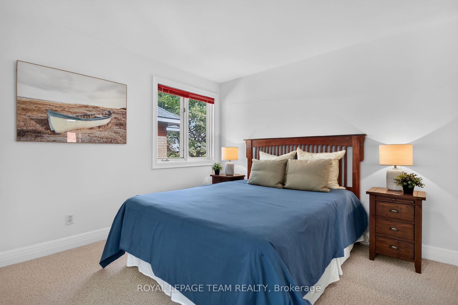 Photo 24 of 605 Highland Avenue, Ottawa, McKellar/Highland — HOMEH