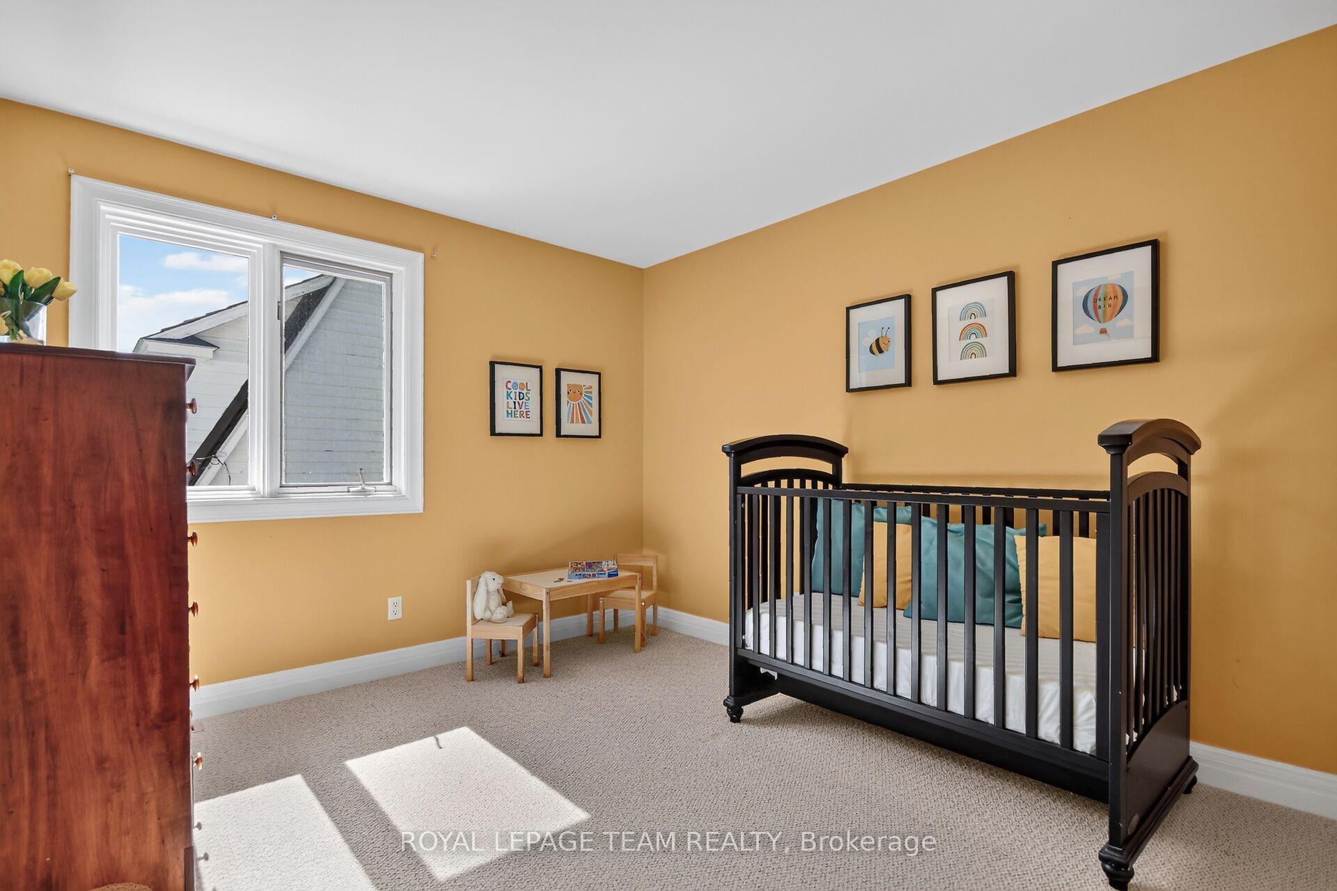 Photo 27 of 605 Highland Avenue, Ottawa, McKellar/Highland — HOMEH