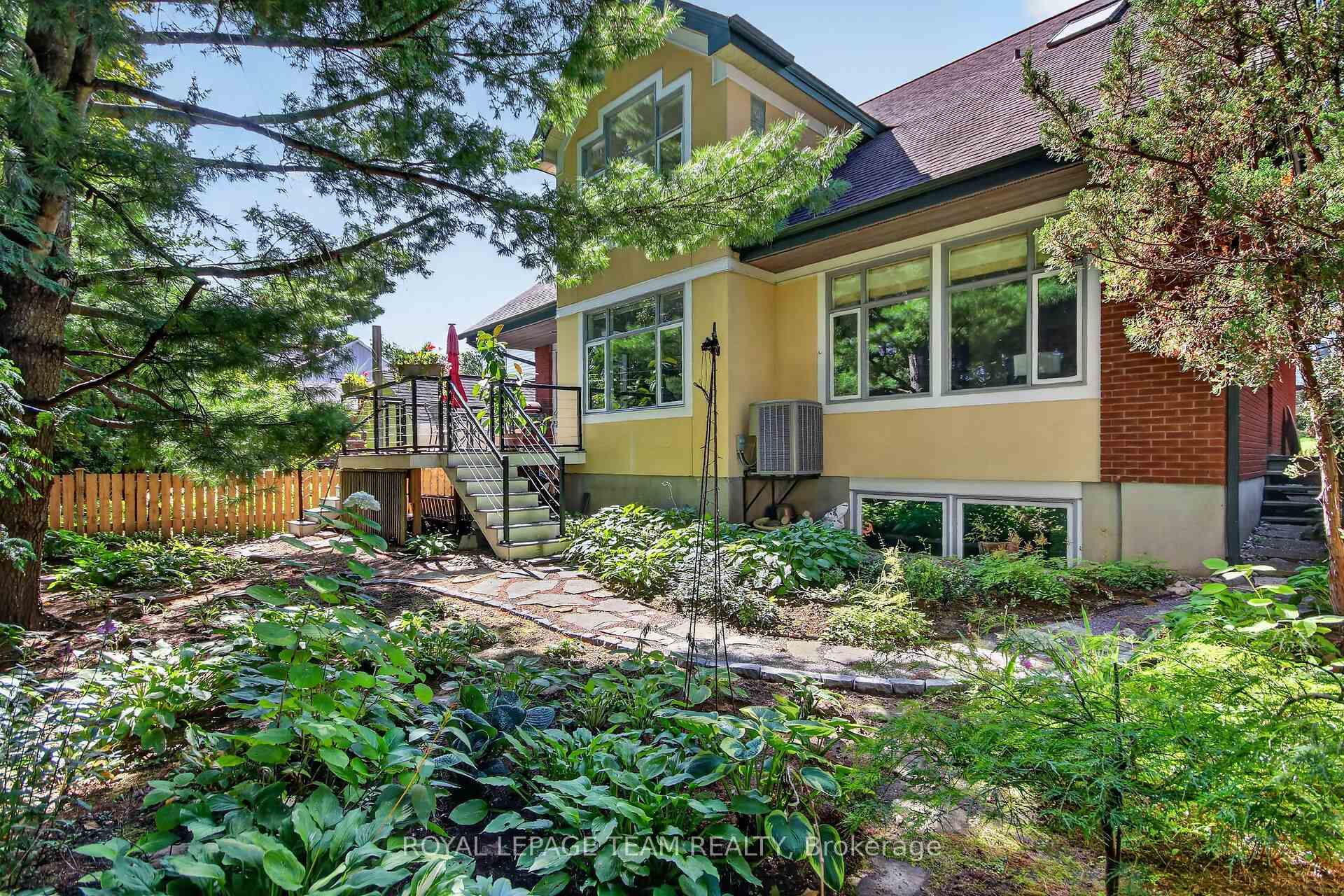 Photo 36 of 605 Highland Avenue, Ottawa, McKellar/Highland — HOMEH