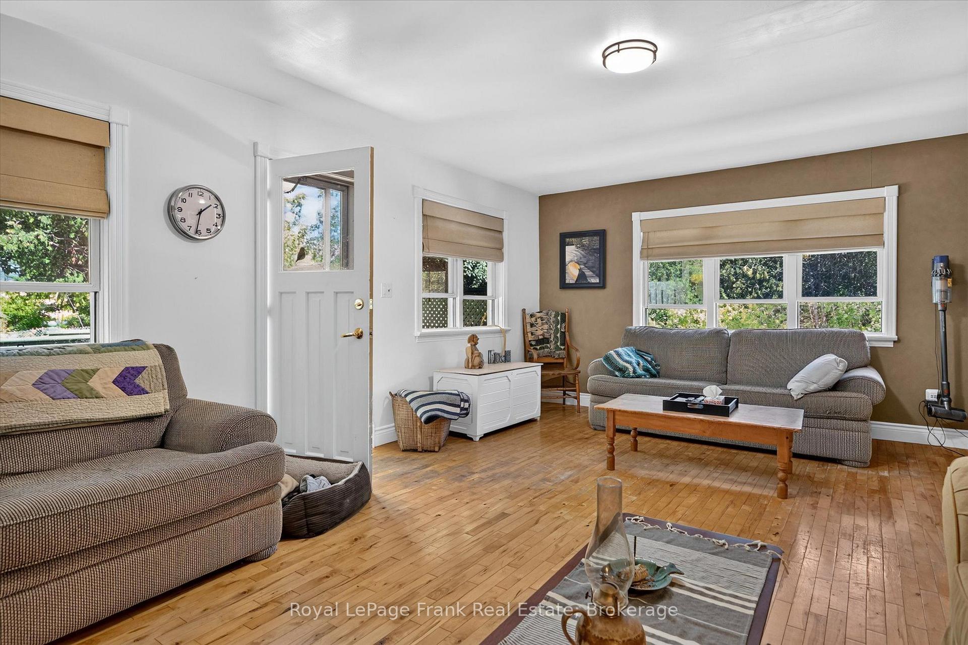 Photo 13 of 404 London Street, Peterborough, Town Ward 3 — HOMEH