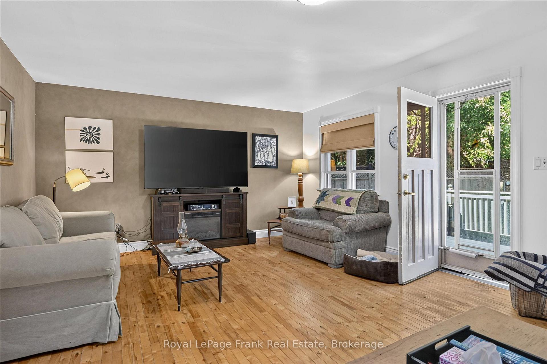 Photo 14 of 404 London Street, Peterborough, Town Ward 3 — HOMEH