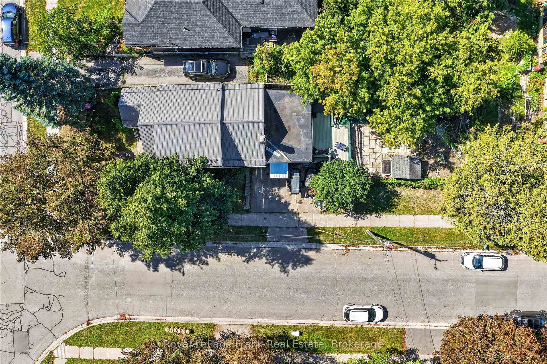Photo 36 of 404 London Street, Peterborough, Town Ward 3 — HOMEH