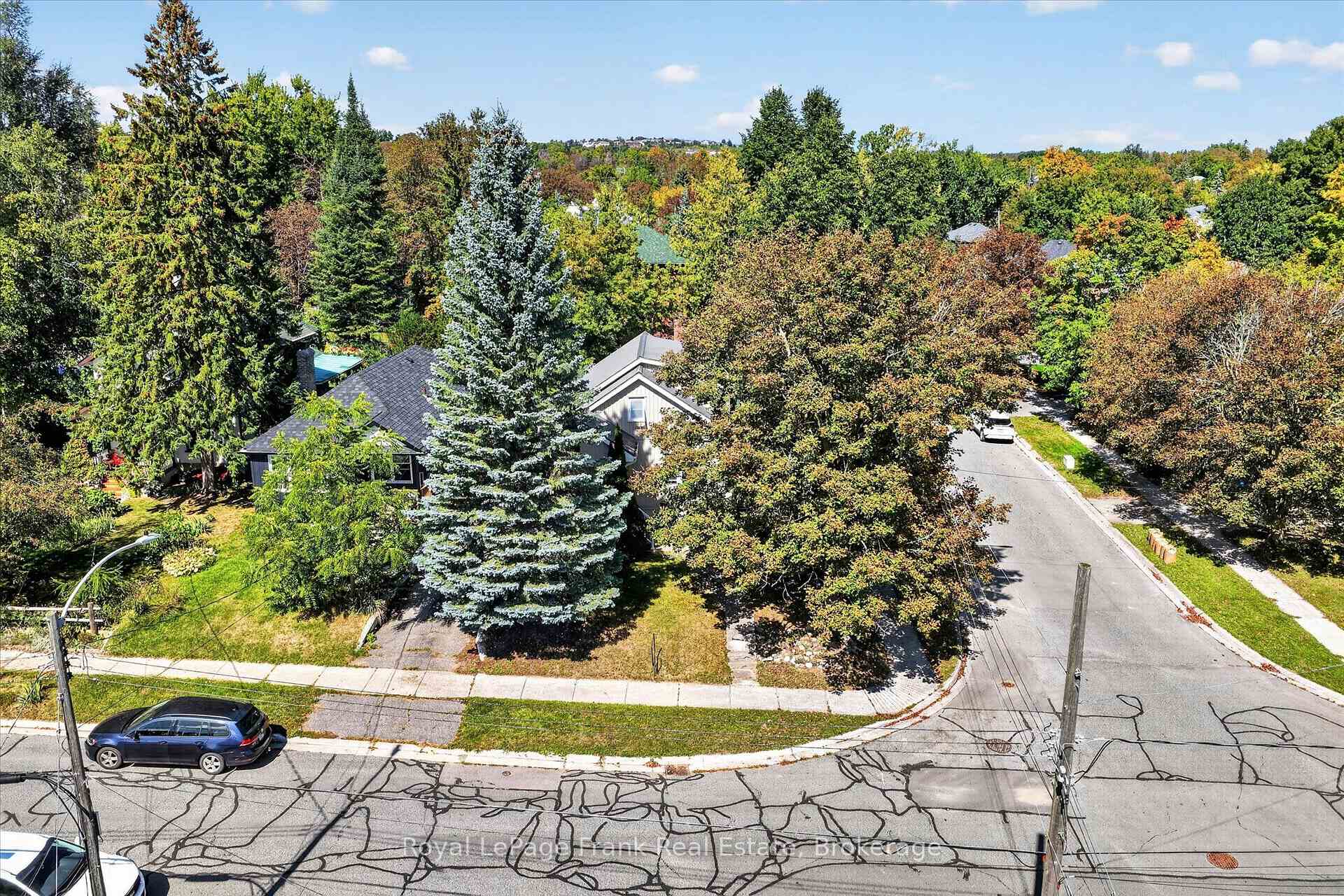 Photo 38 of 404 London Street, Peterborough, Town Ward 3 — HOMEH