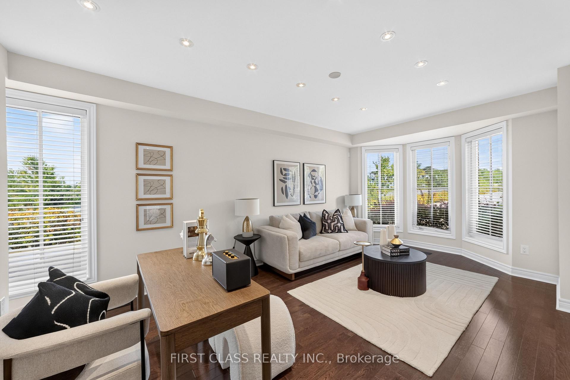 Photo 3 of 67 Walter Scott Crescent, Markham, Victoria Square — HOMEH