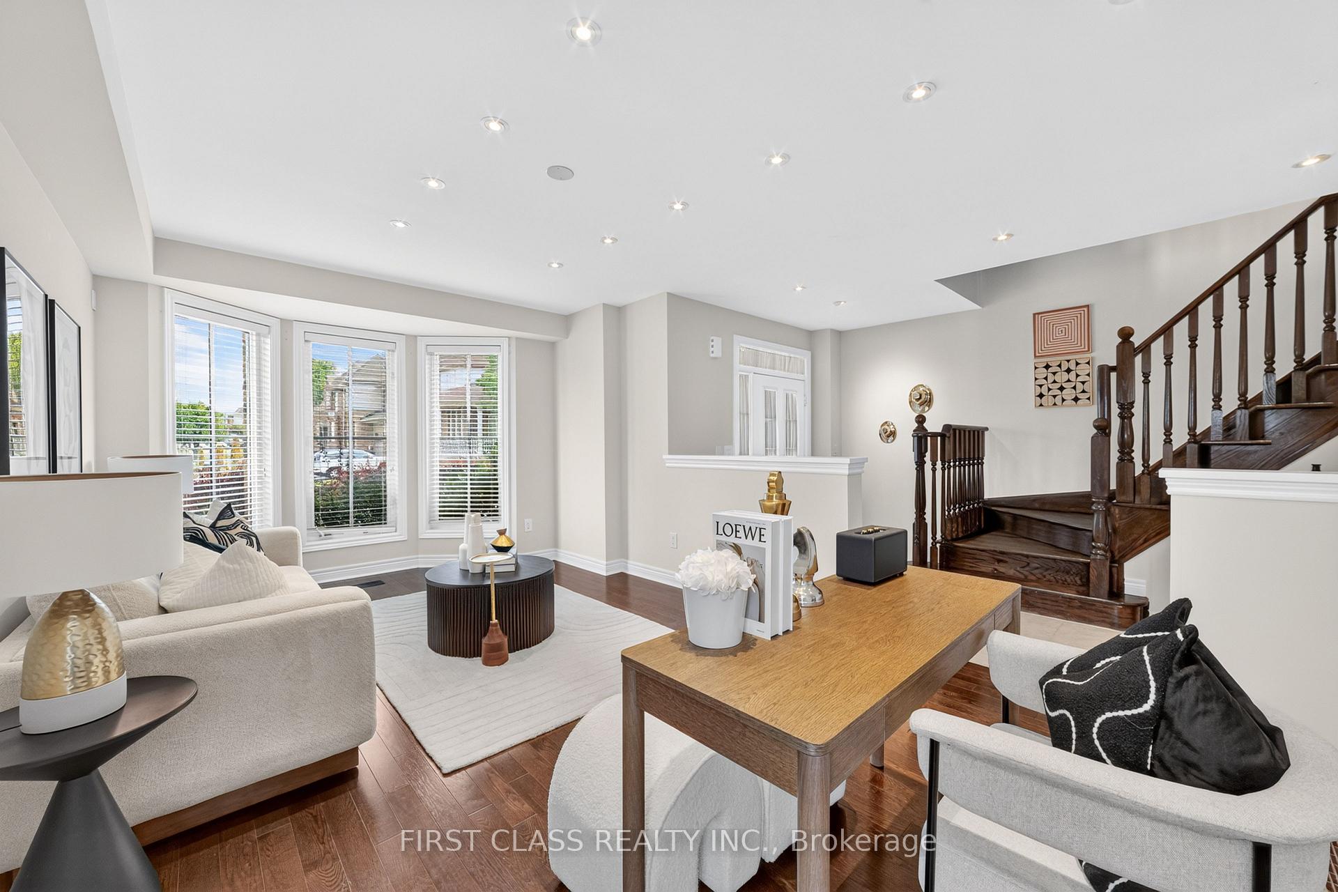 Photo 5 of 67 Walter Scott Crescent, Markham, Victoria Square — HOMEH