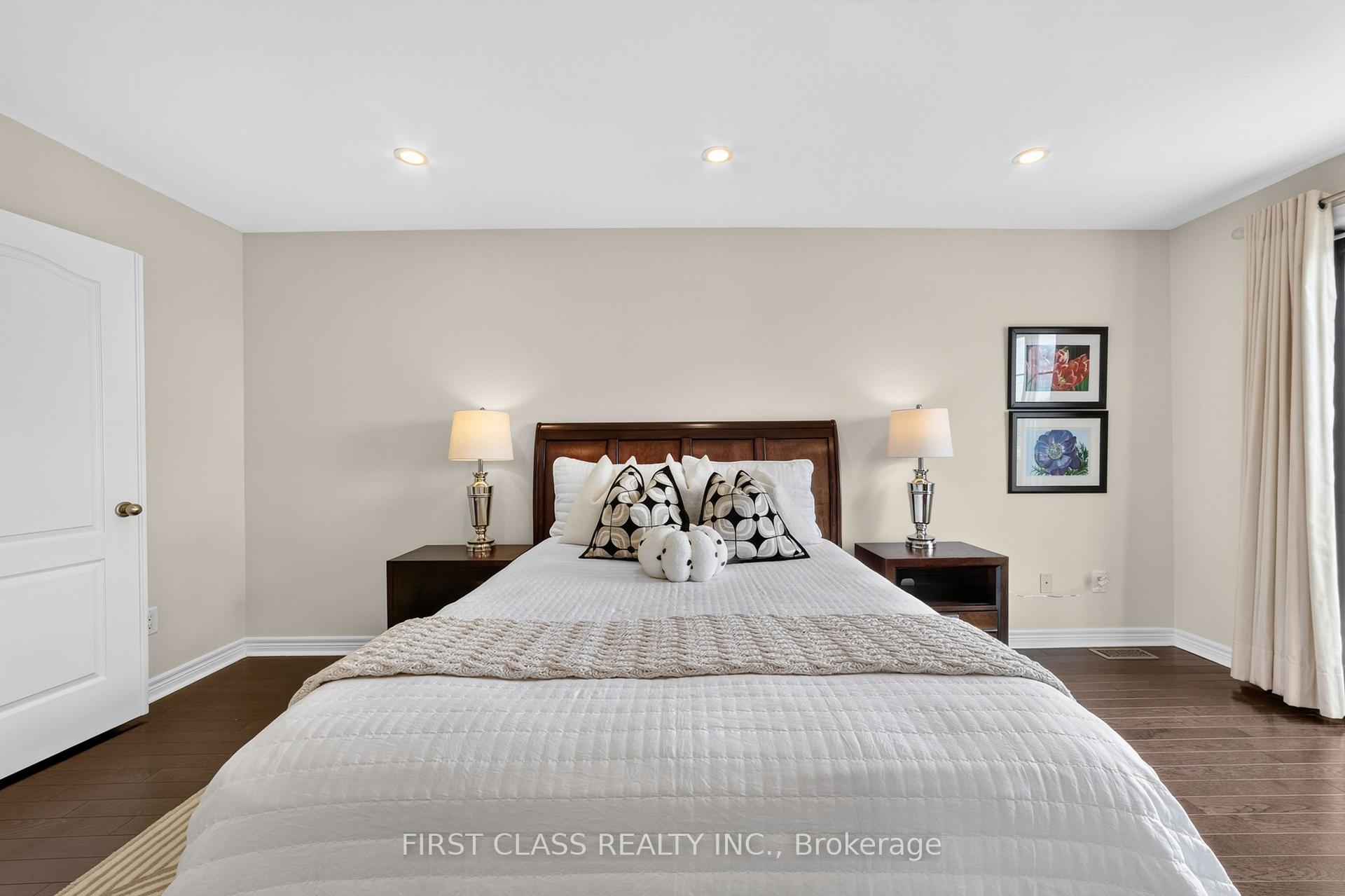 Photo 25 of 67 Walter Scott Crescent, Markham, Victoria Square — HOMEH