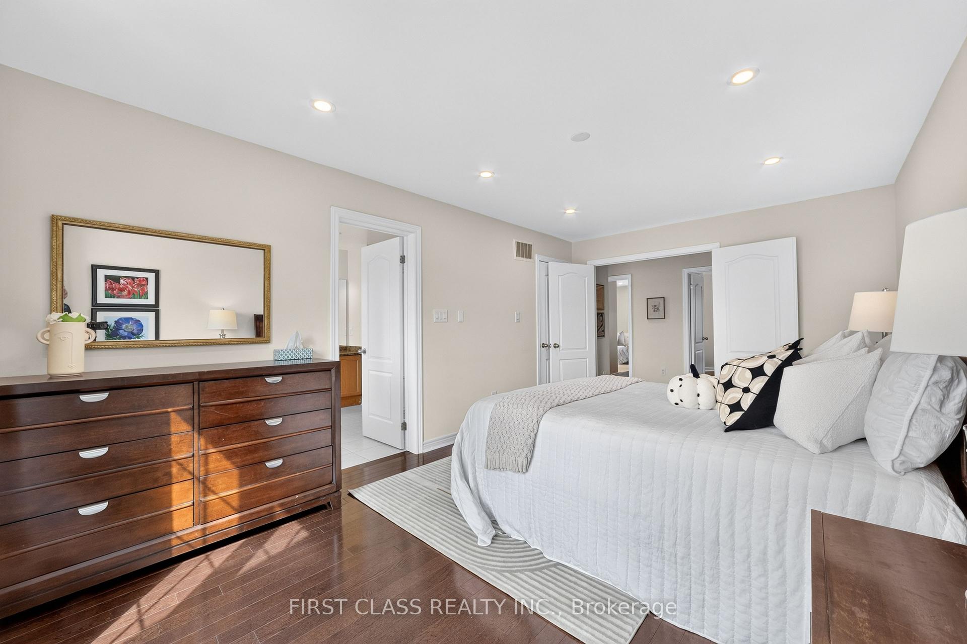 Photo 26 of 67 Walter Scott Crescent, Markham, Victoria Square — HOMEH