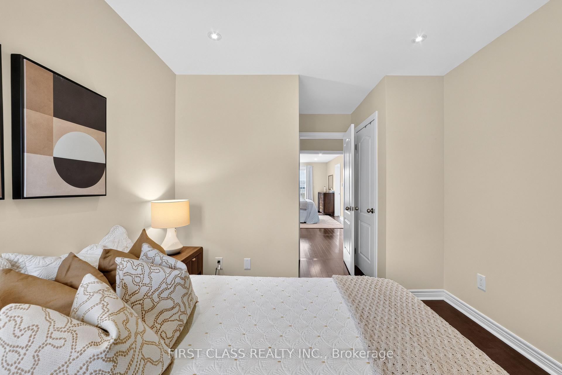 Photo 31 of 67 Walter Scott Crescent, Markham, Victoria Square — HOMEH