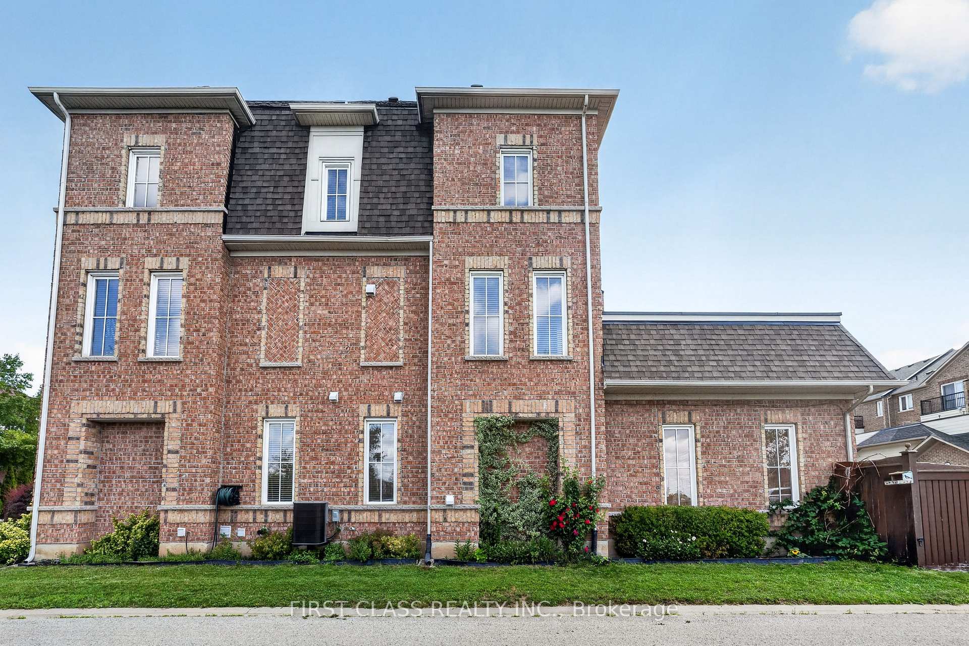 Photo 42 of 67 Walter Scott Crescent, Markham, Victoria Square — HOMEH