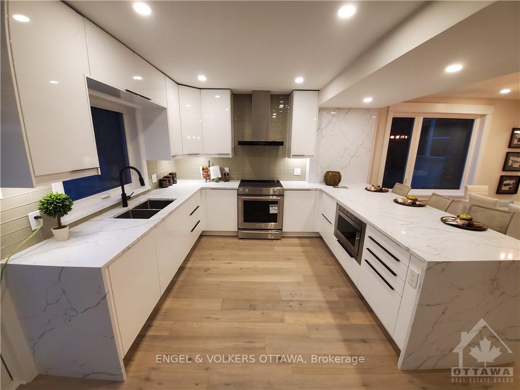 Photo 8 of 104 Maple Lane, Ottawa, Lindenlea — HOMEH