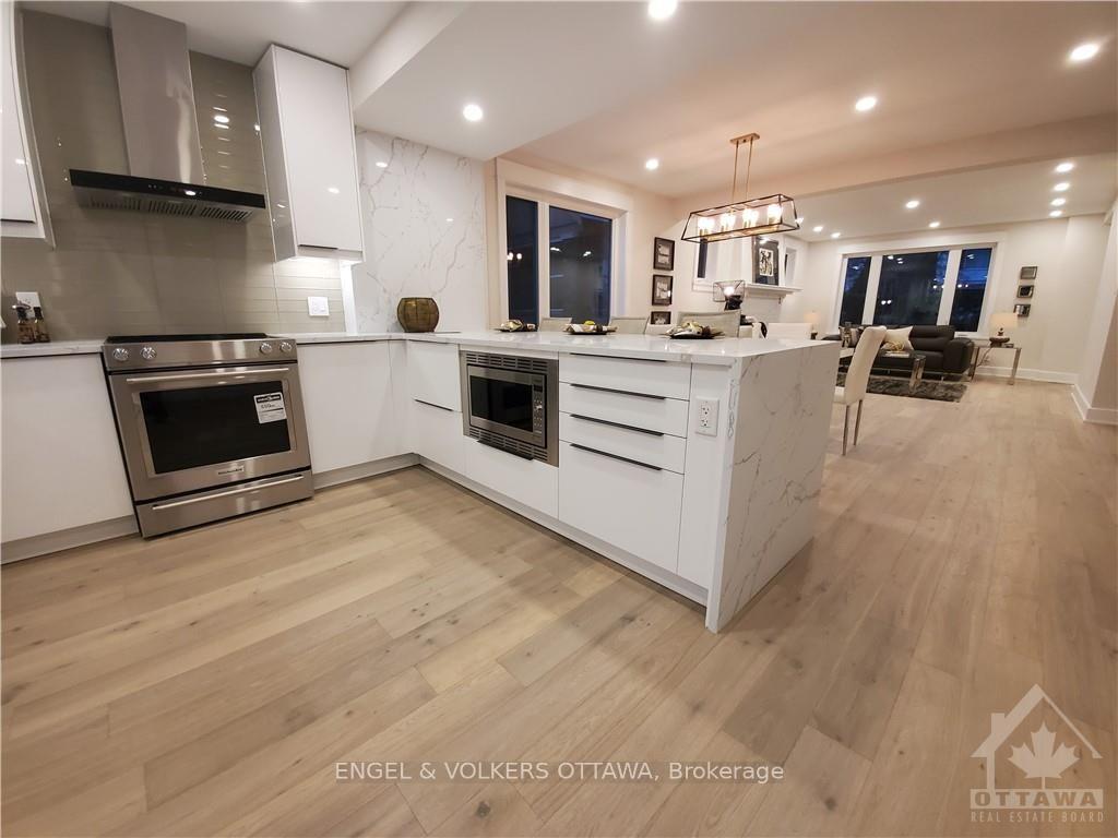 Photo 9 of 104 Maple Lane, Ottawa, Lindenlea — HOMEH