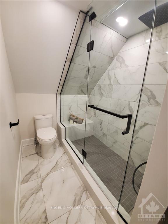 Photo 18 of 104 Maple Lane, Ottawa, Lindenlea — HOMEH