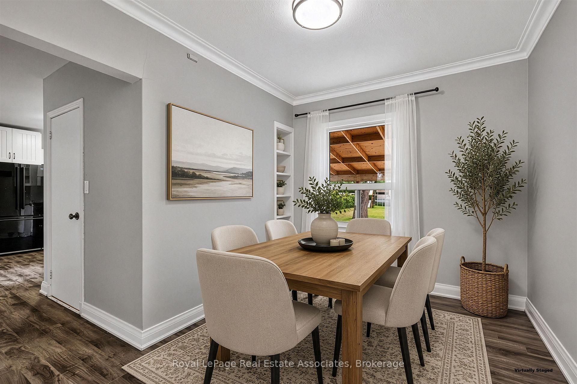 Photo 9 of 1072 Orchard Road, Mississauga, Lakeview — HOMEH