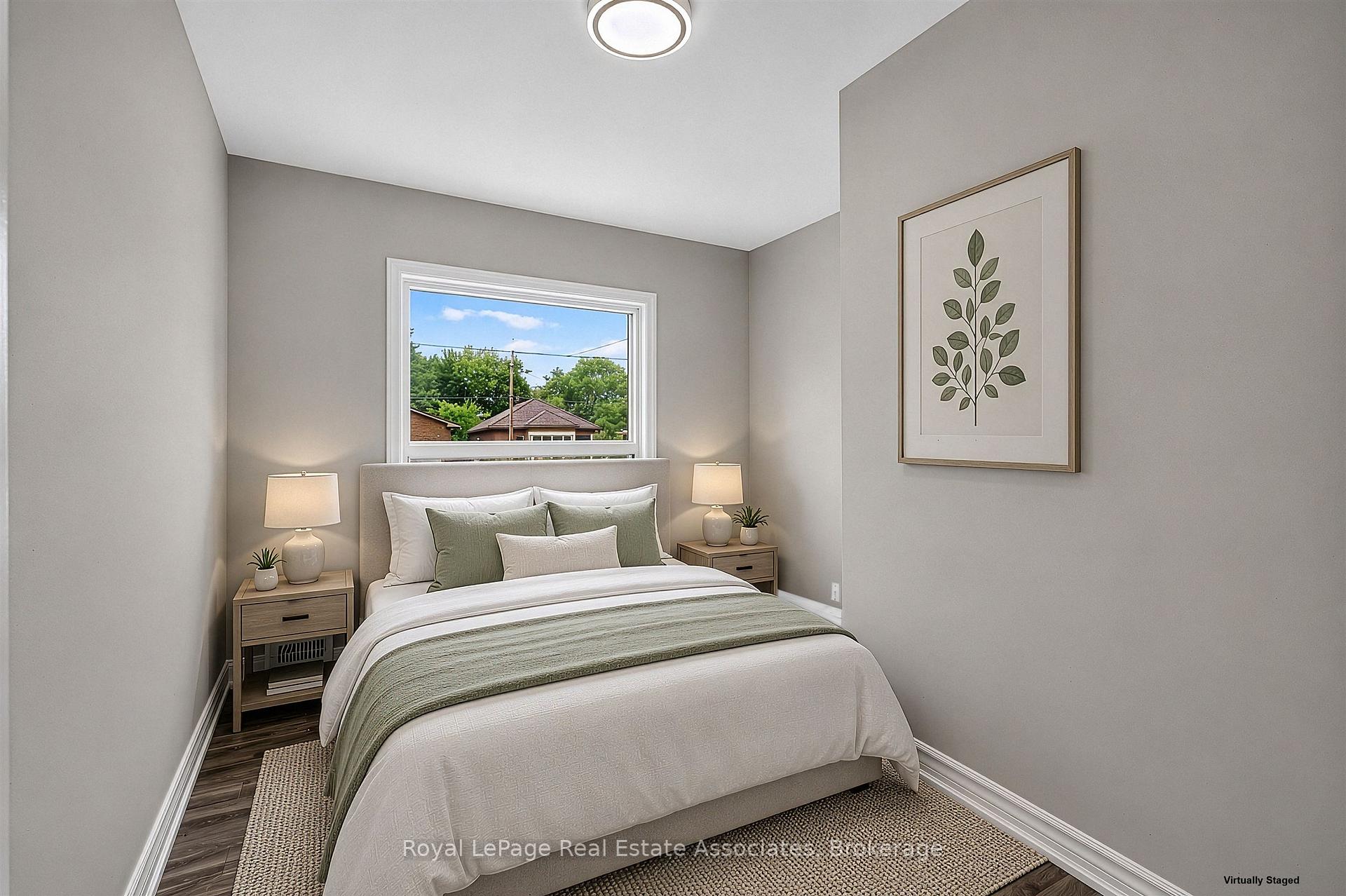 Photo 16 of 1072 Orchard Road, Mississauga, Lakeview — HOMEH