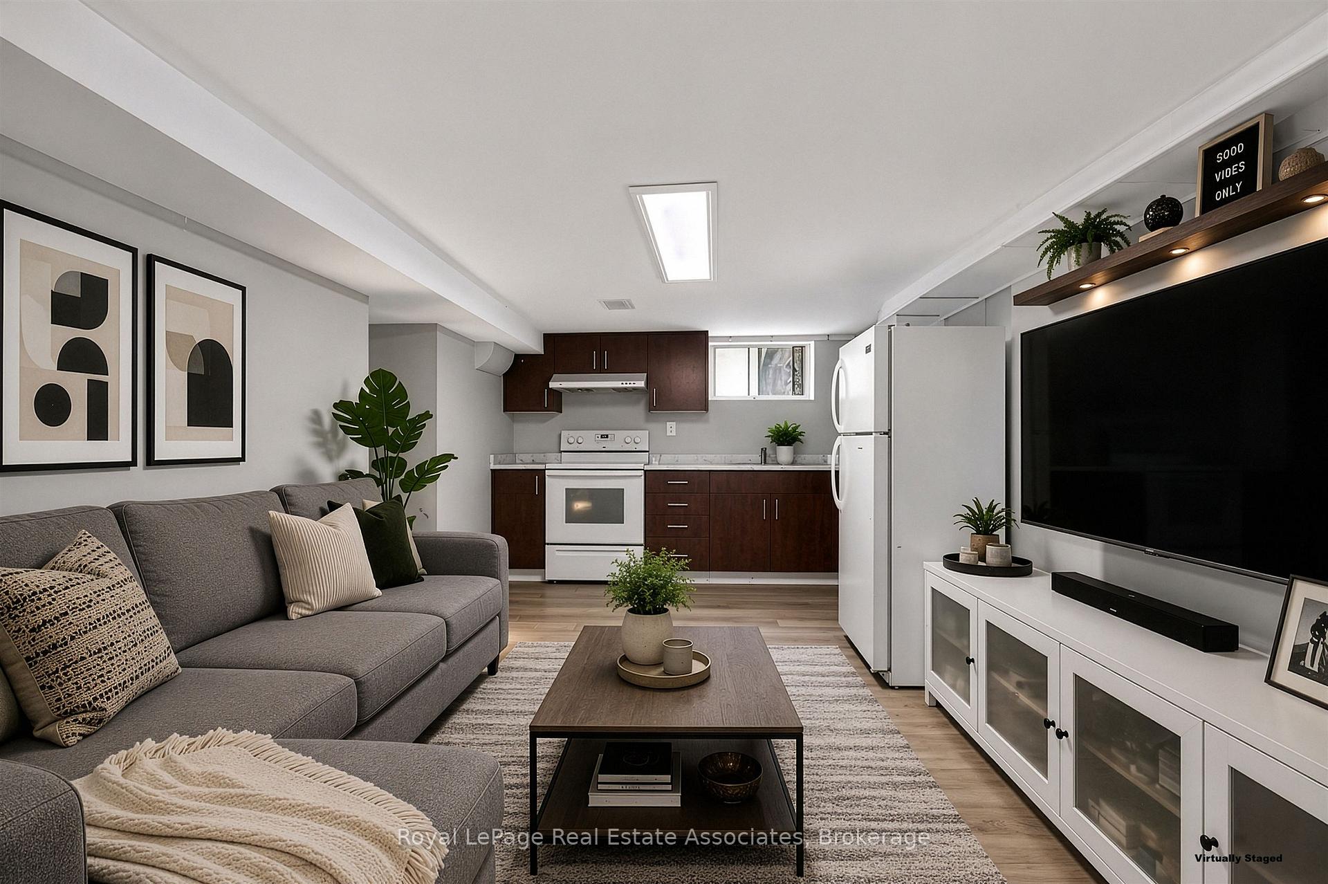 Photo 25 of 1072 Orchard Road, Mississauga, Lakeview — HOMEH