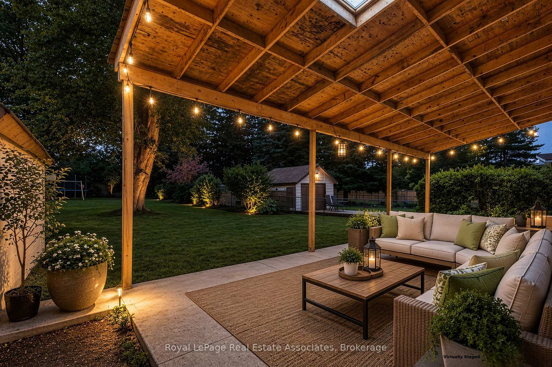 Photo 28 of 1072 Orchard Road, Mississauga, Lakeview — HOMEH