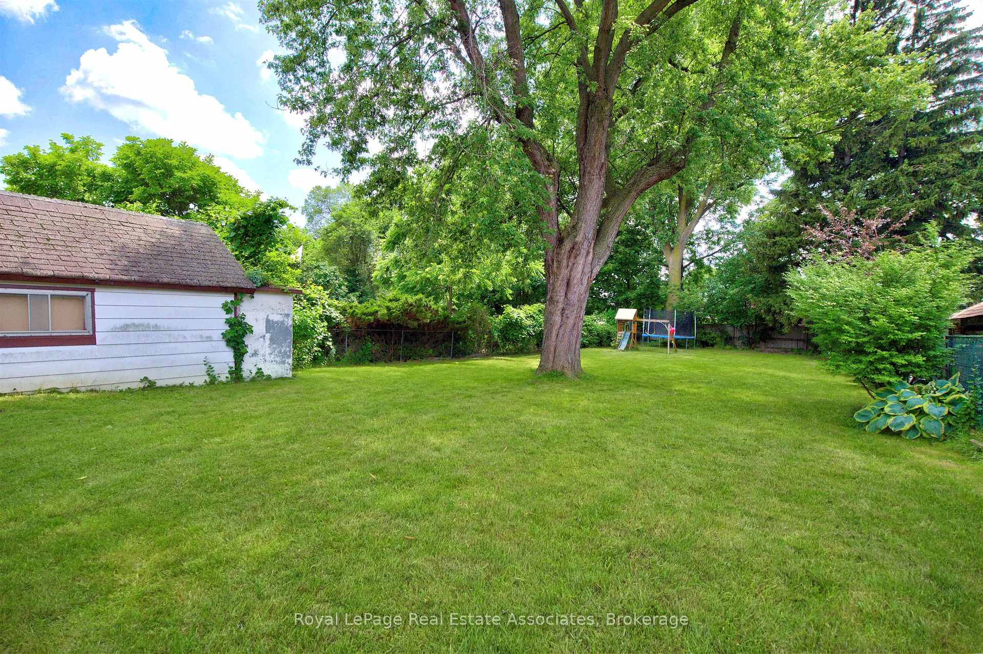 Photo 29 of 1072 Orchard Road, Mississauga, Lakeview — HOMEH