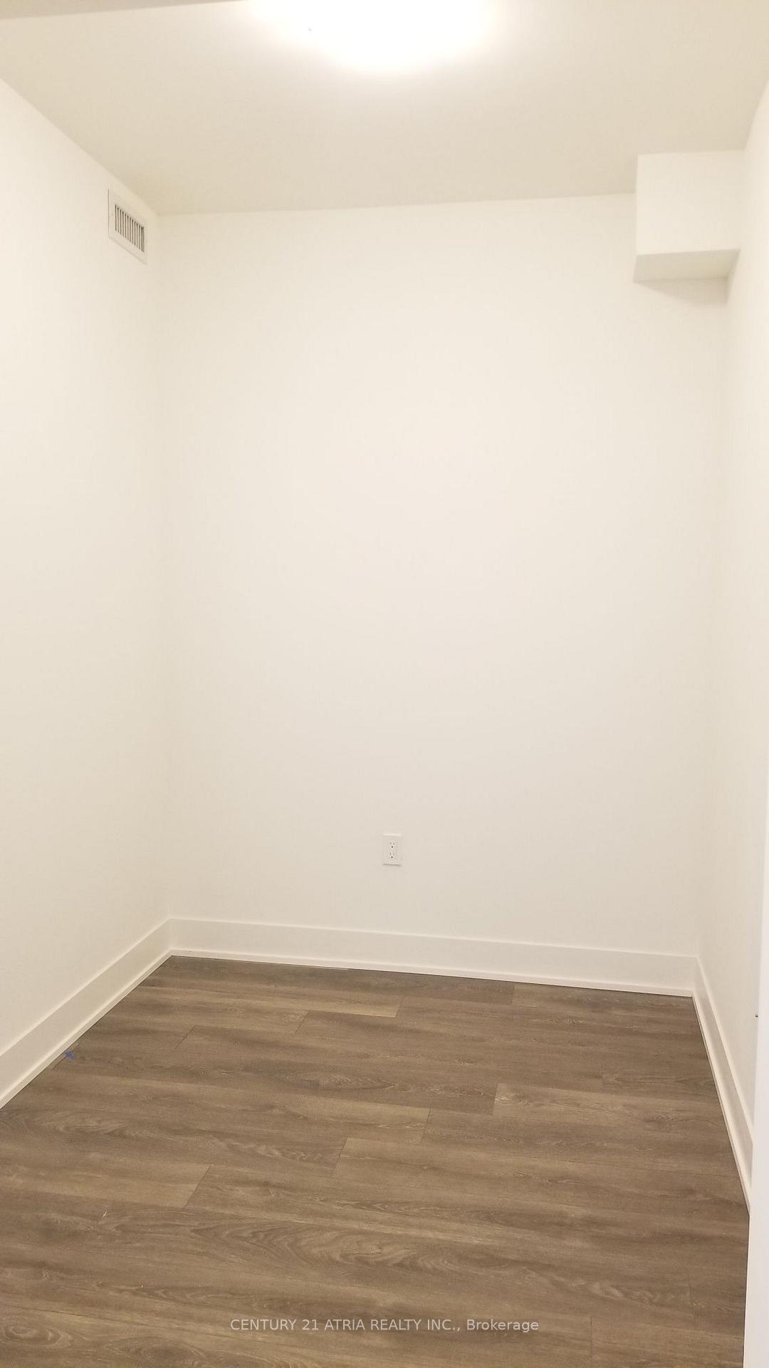 Photo 6 of Unit 417, 2908 highway 7, Vaughan, Concord — HOMEH