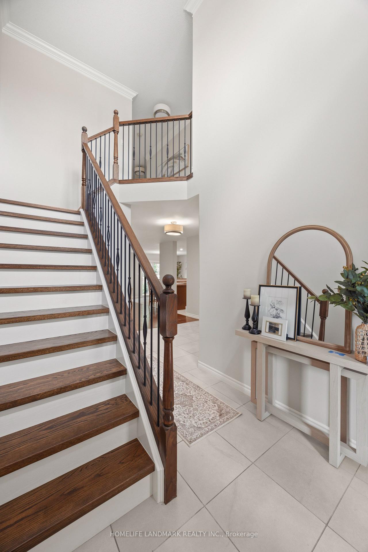 Photo 7 of 1166 Smither Road, London, North I — HOMEH