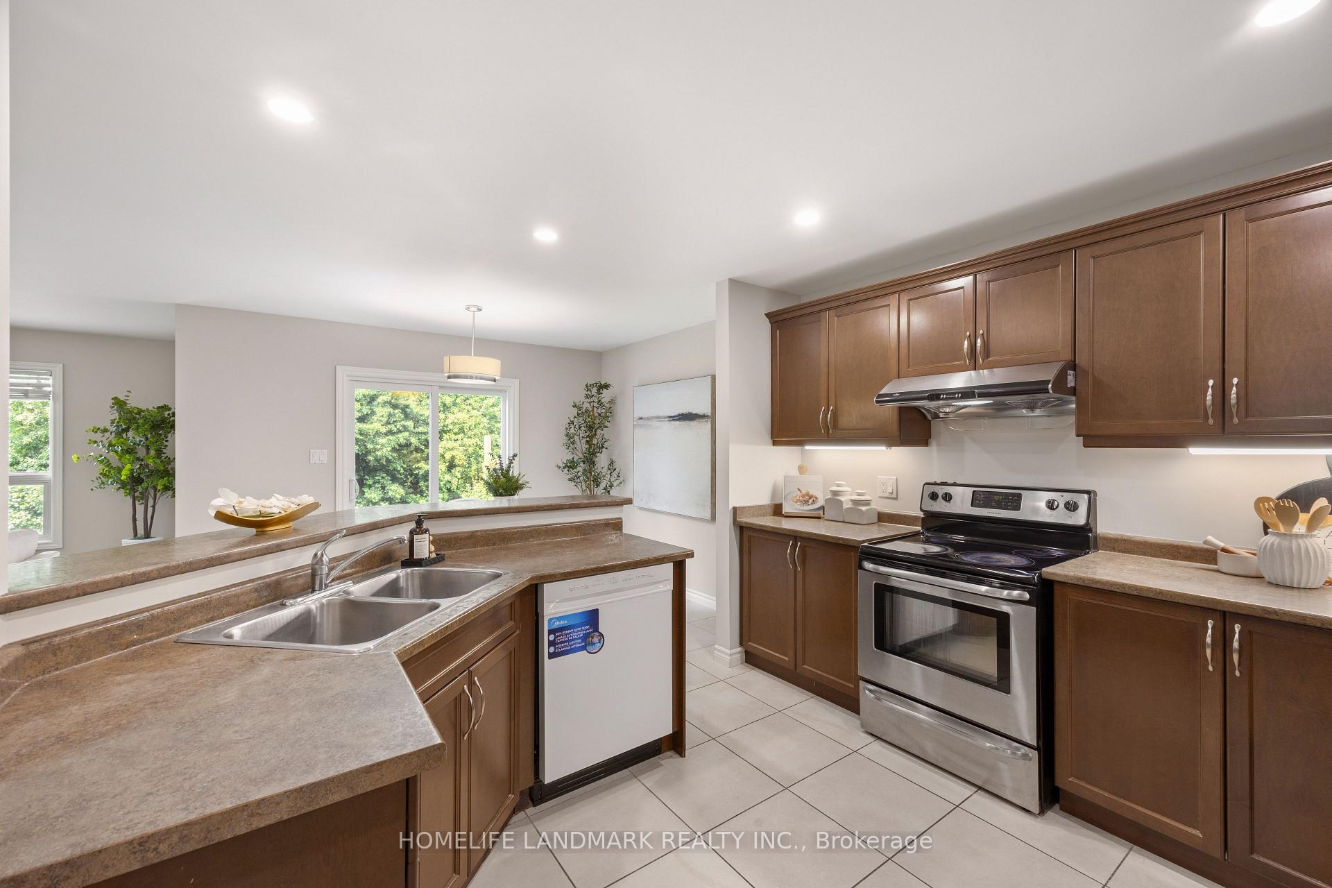 Photo 14 of 1166 Smither Road, London, North I — HOMEH