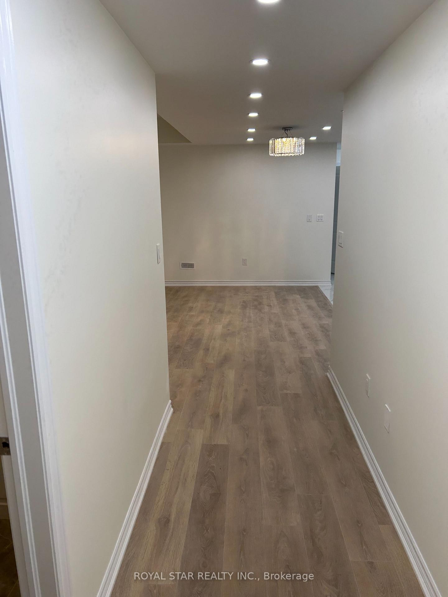 Photo 1 of Unit Bsmt, 31 Hallaran Road, Oakville, Glenorchy — HOMEH
