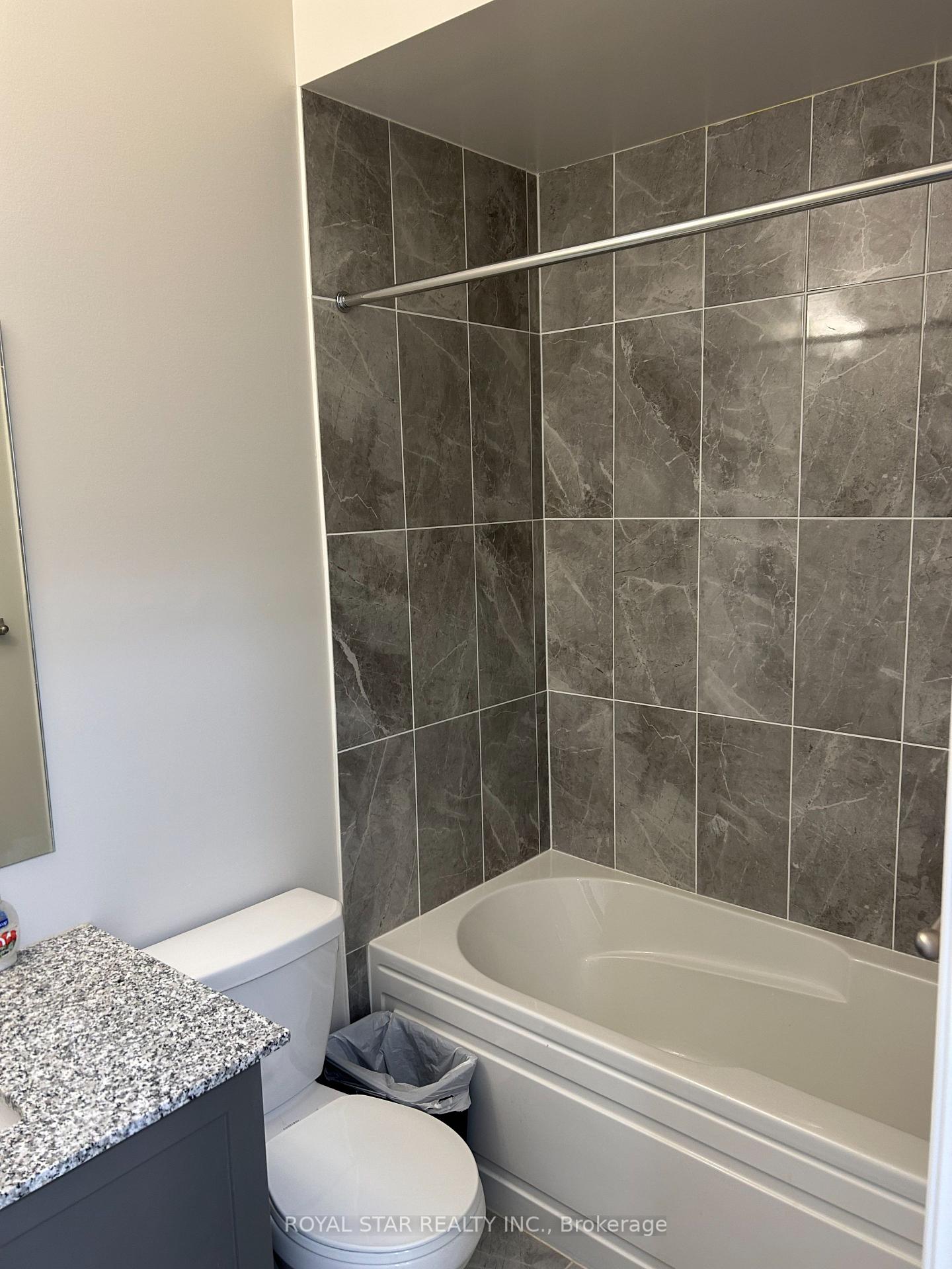 Photo 2 of Unit Bsmt, 31 Hallaran Road, Oakville, Glenorchy — HOMEH