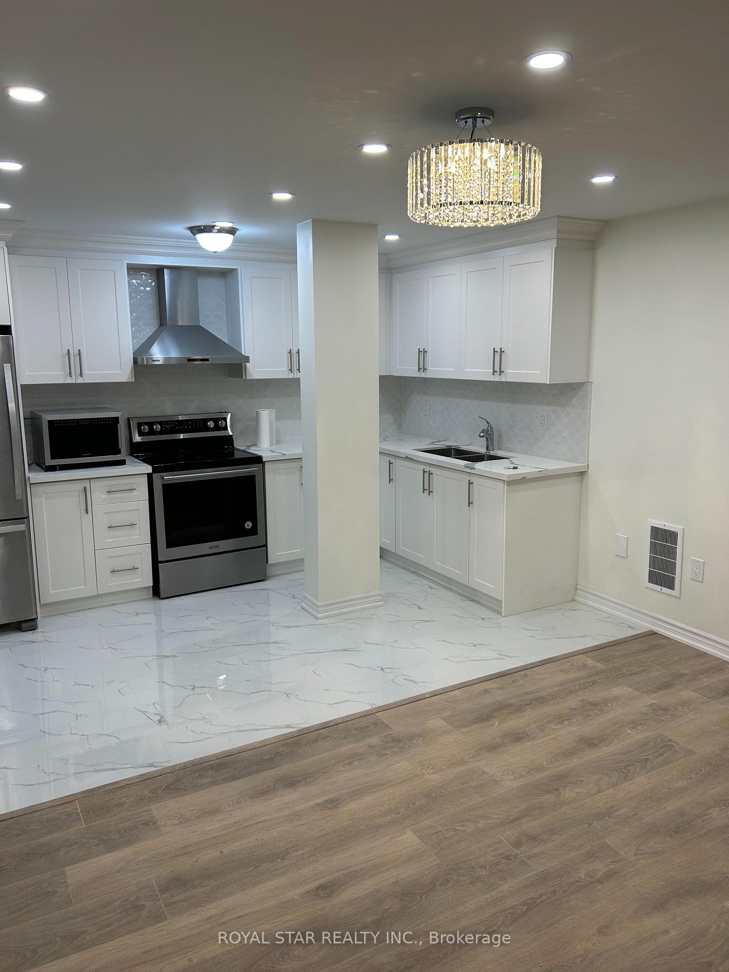 Photo 5 of Unit Bsmt, 31 Hallaran Road, Oakville, Glenorchy — HOMEH