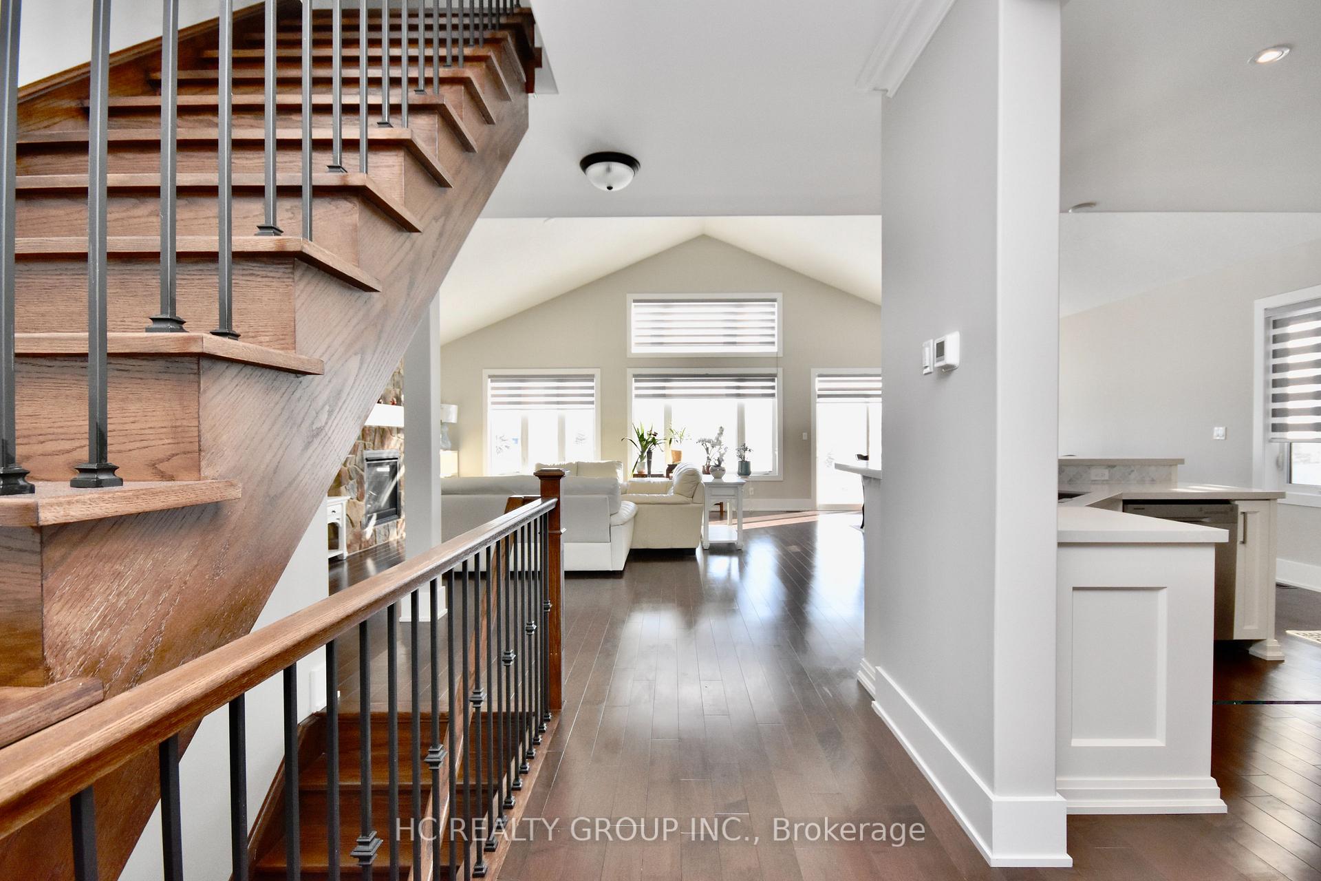 Photo 7 of 295 Sunnybrae Avenue, Innisfil, Stroud — HOMEH