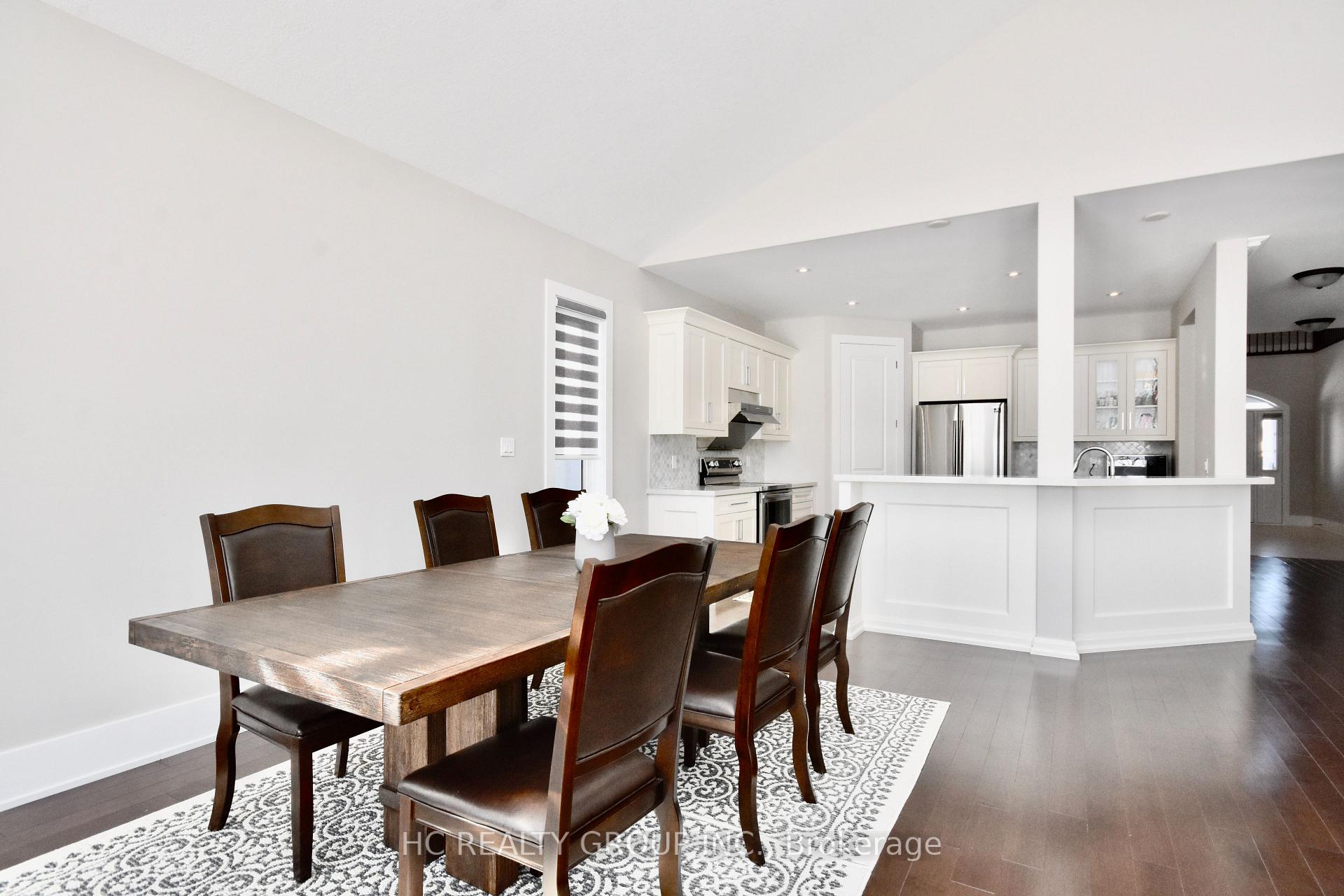 Photo 10 of 295 Sunnybrae Avenue, Innisfil, Stroud — HOMEH