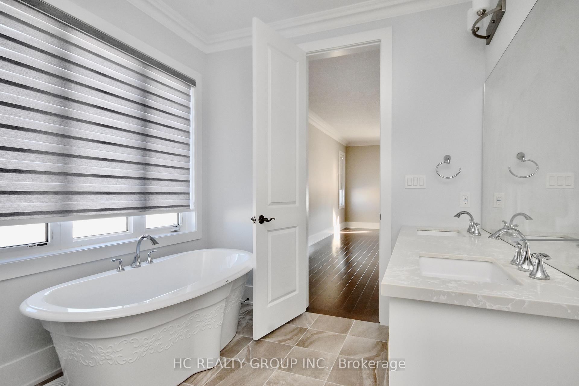 Photo 24 of 295 Sunnybrae Avenue, Innisfil, Stroud — HOMEH