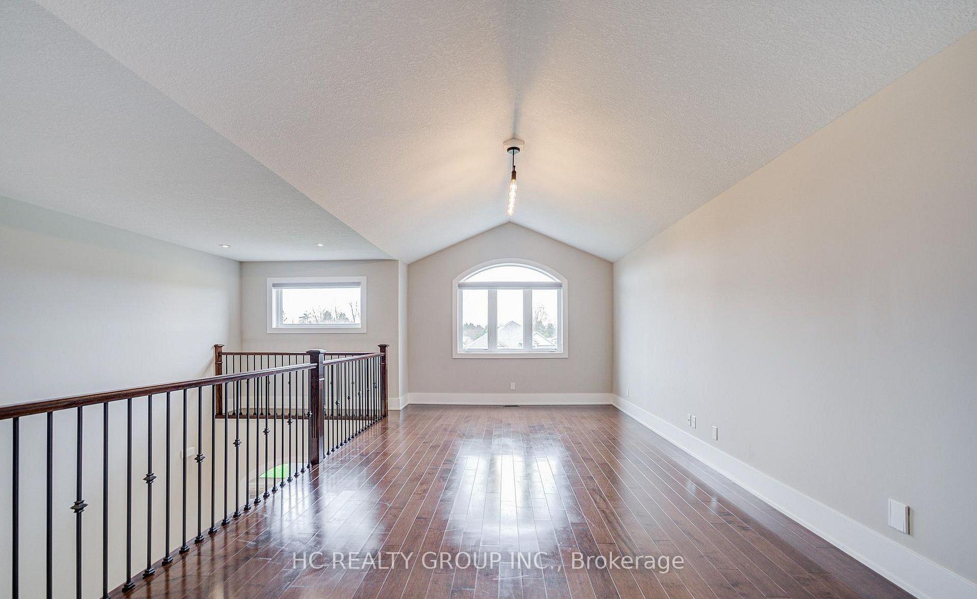 Photo 29 of 295 Sunnybrae Avenue, Innisfil, Stroud — HOMEH