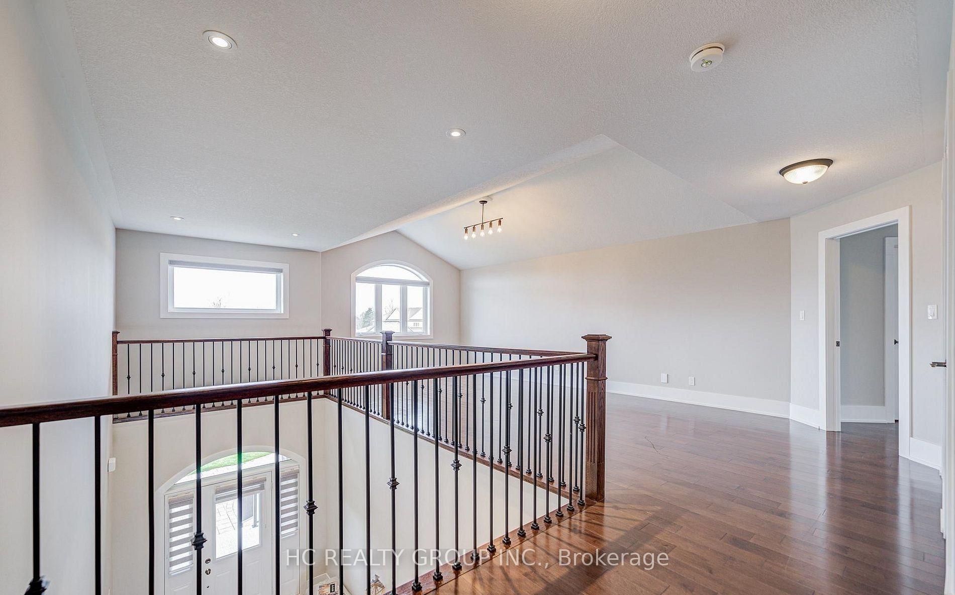 Photo 31 of 295 Sunnybrae Avenue, Innisfil, Stroud — HOMEH
