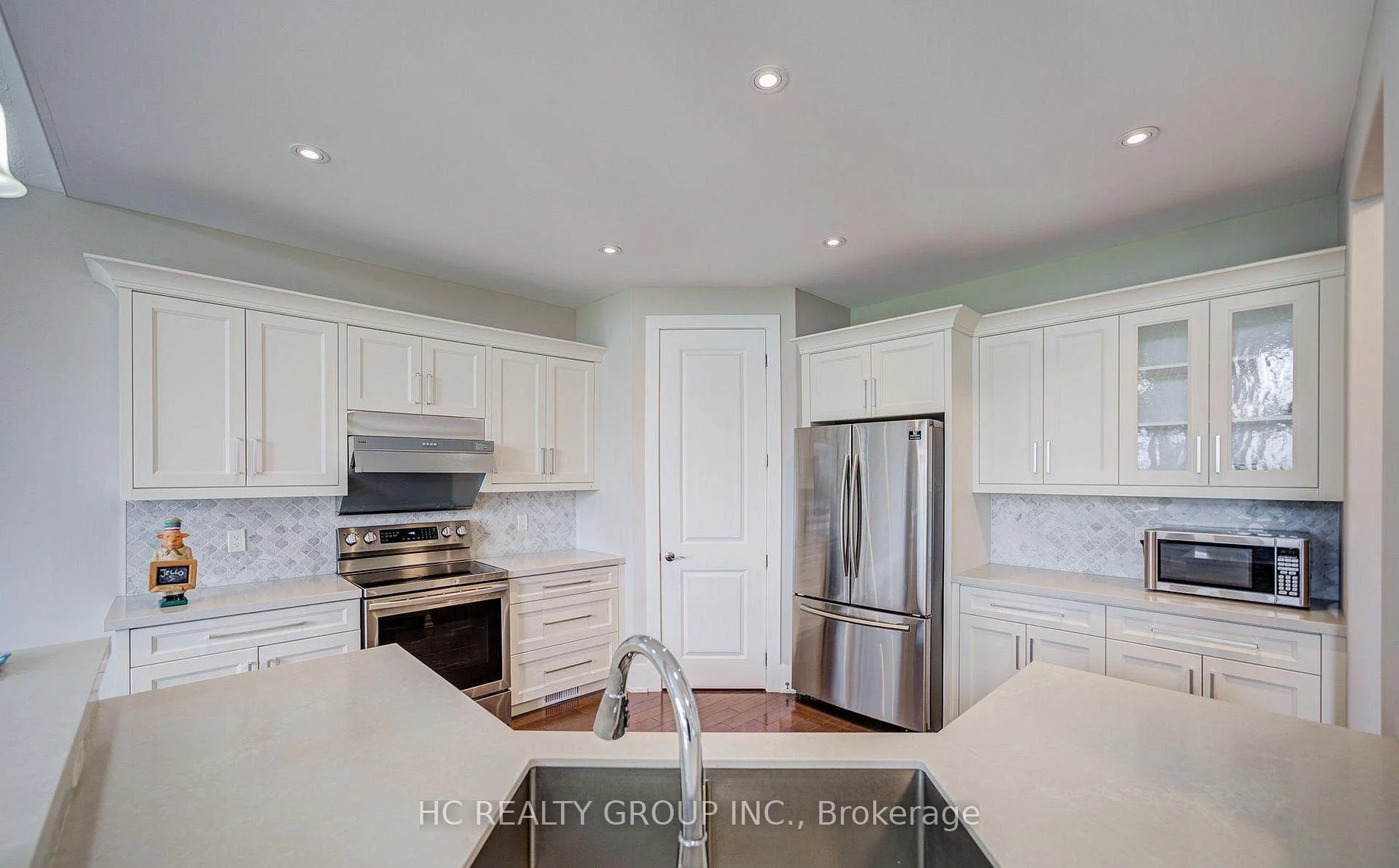 Photo 12 of 295 Sunnybrae Avenue, Innisfil, Stroud — HOMEH