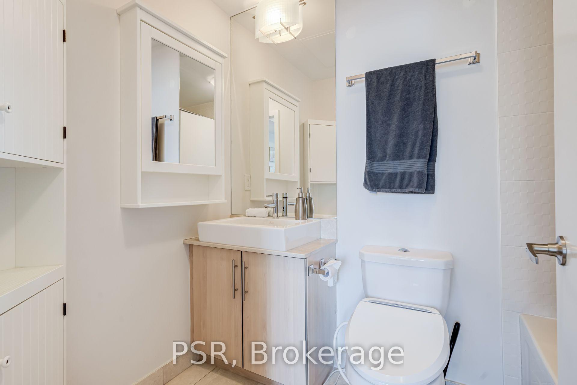 Photo 13 of Unit 3401, 65 Bremner Boulevard, Toronto, Waterfront Communities — HOMEH