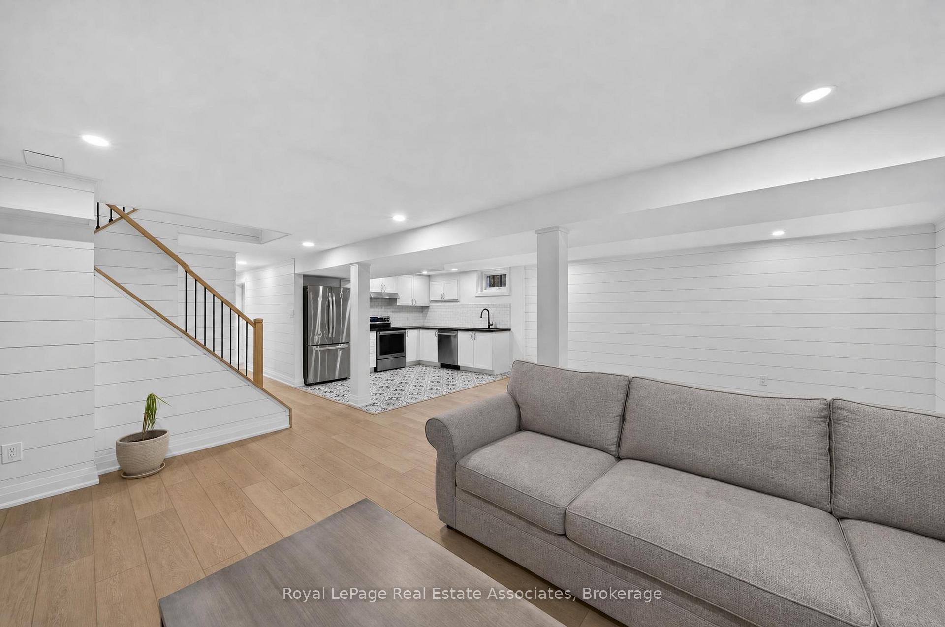Photo 30 of 2612 Cushing Road, Mississauga, Sheridan — HOMEH