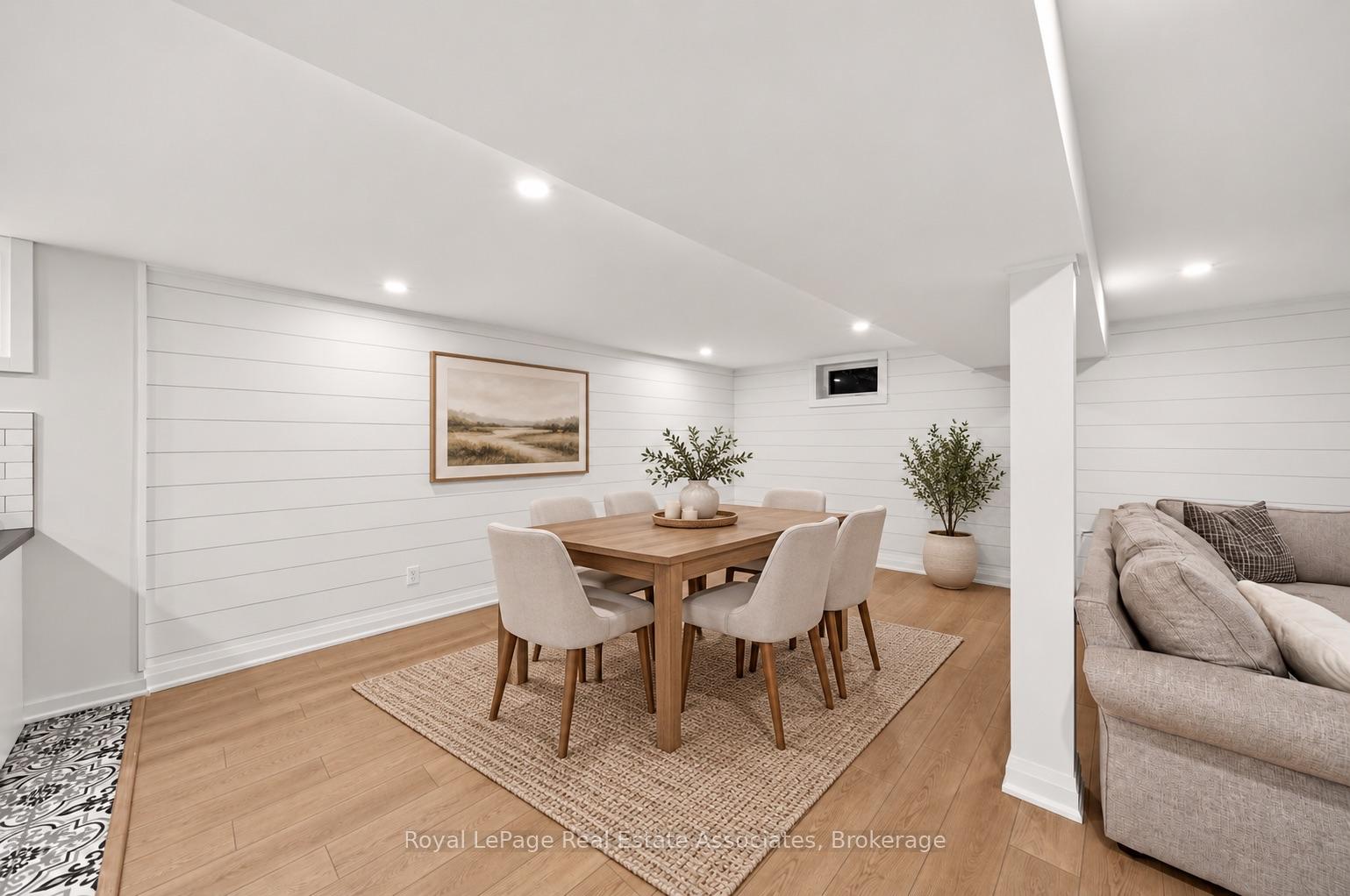 Photo 33 of 2612 Cushing Road, Mississauga, Sheridan — HOMEH