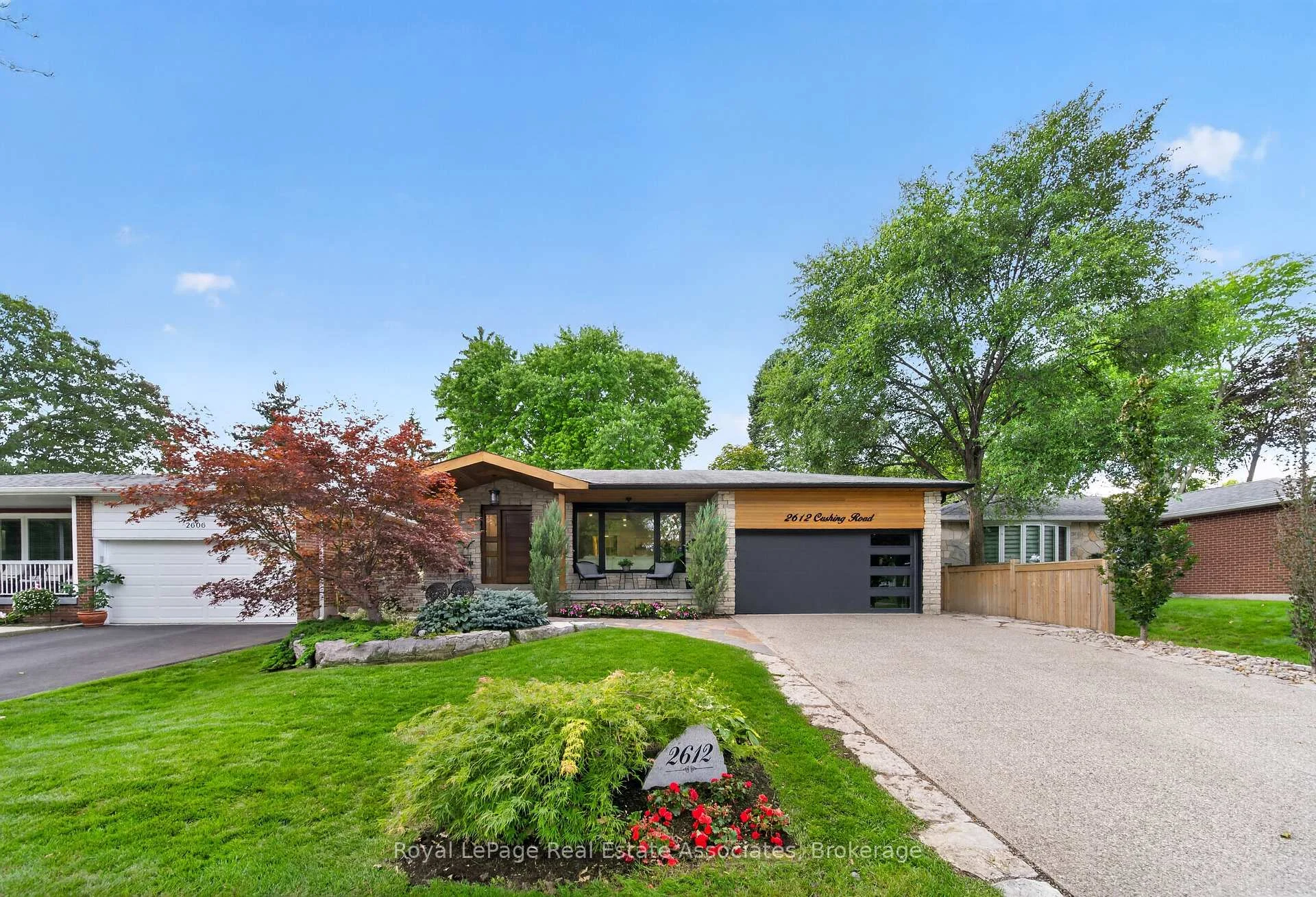 Photo 3 of 2612 Cushing Road, Mississauga, Sheridan — HOMEH