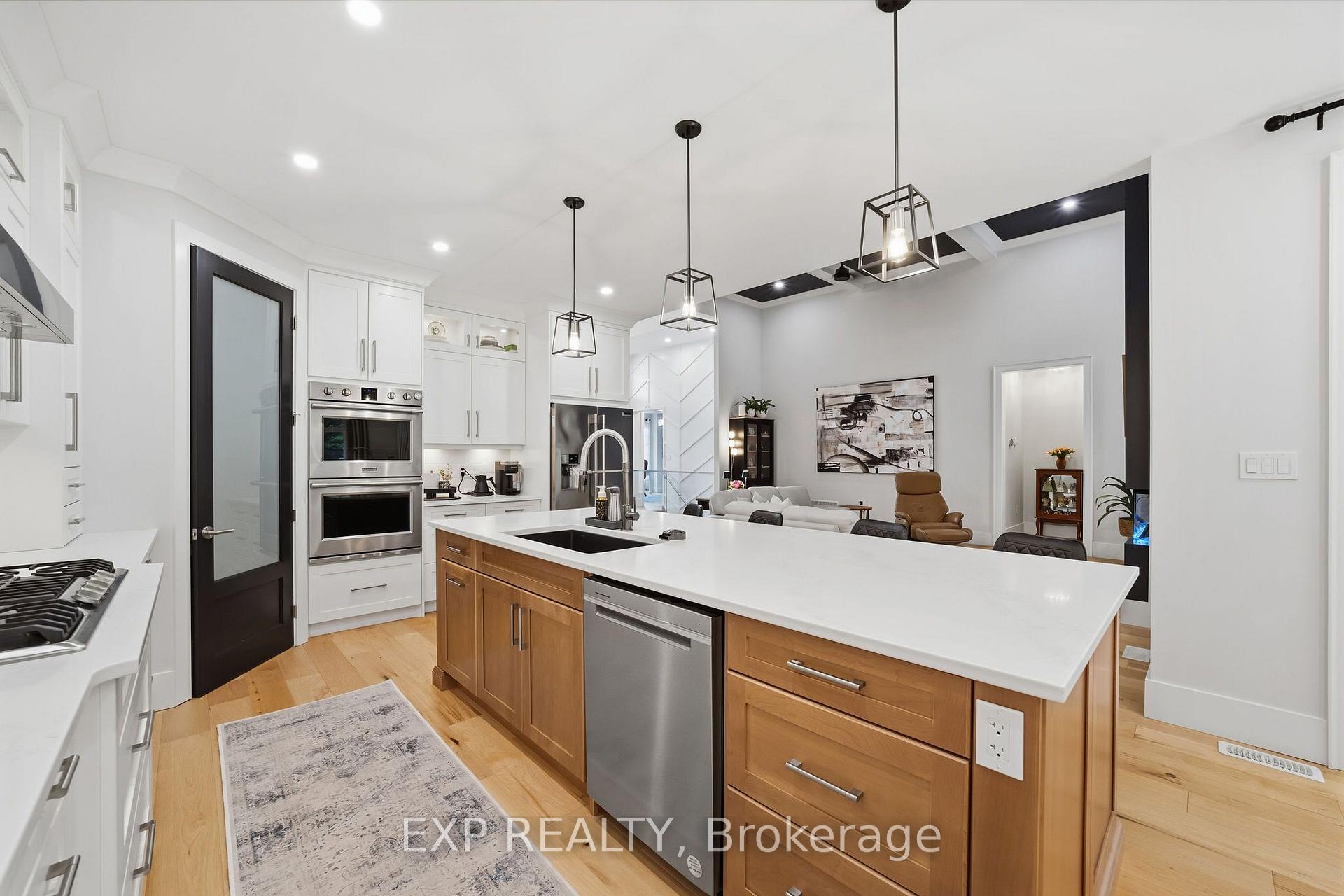 Photo 7 of 61 Ashby Crescent, Strathroy-Caradoc, SW — HOMEH