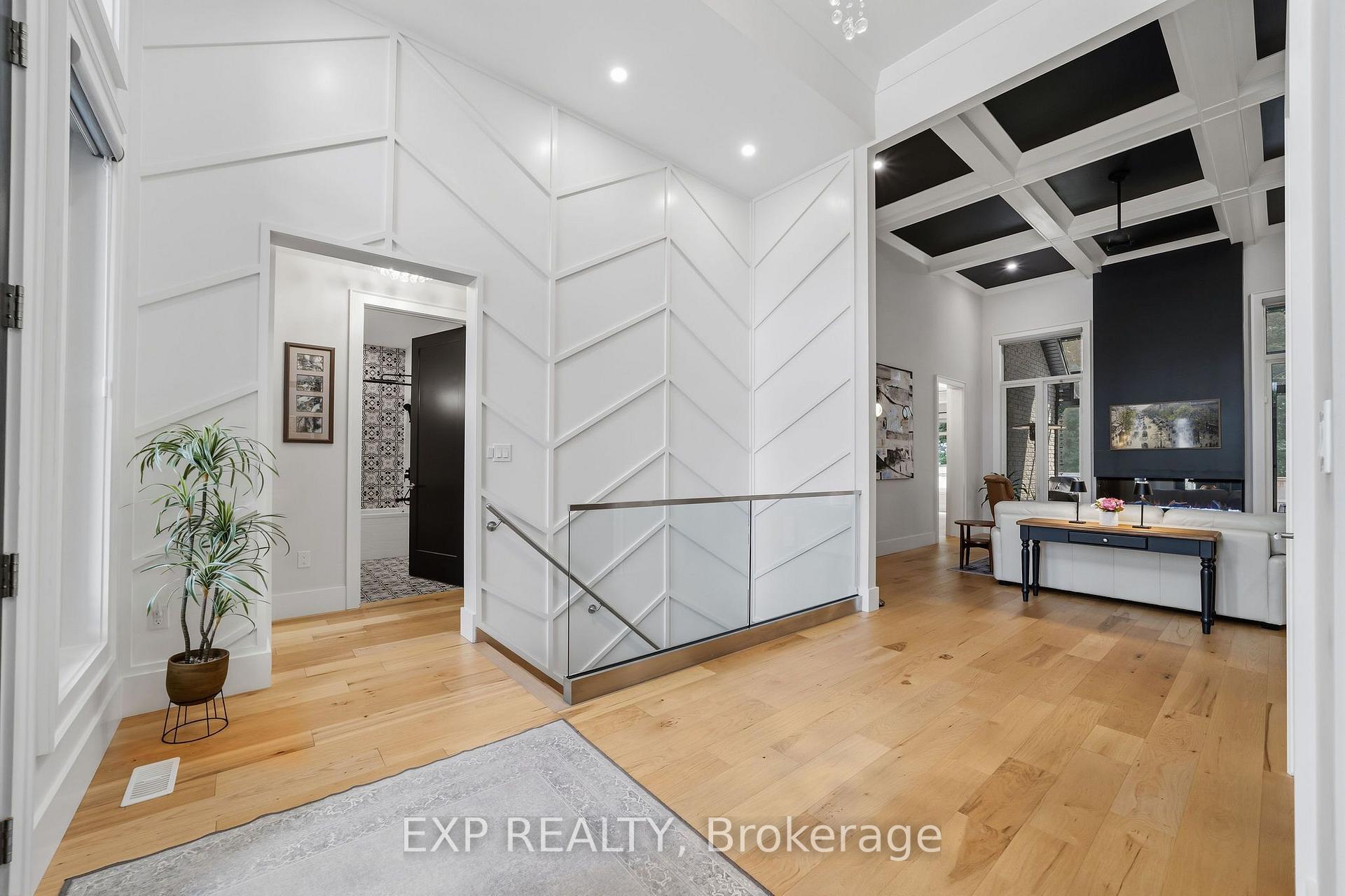 Photo 15 of 61 Ashby Crescent, Strathroy-Caradoc, SW — HOMEH