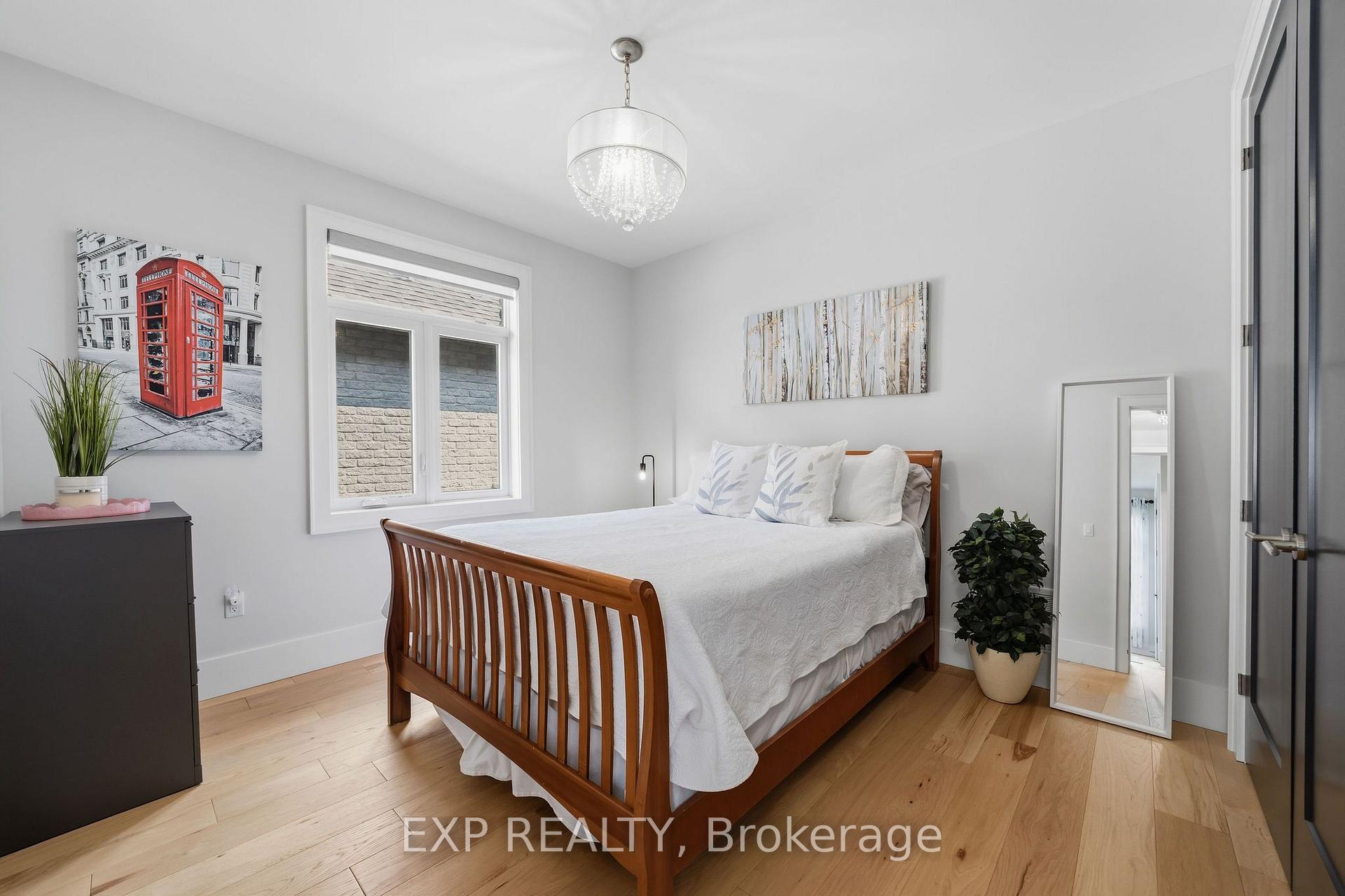 Photo 23 of 61 Ashby Crescent, Strathroy-Caradoc, SW — HOMEH