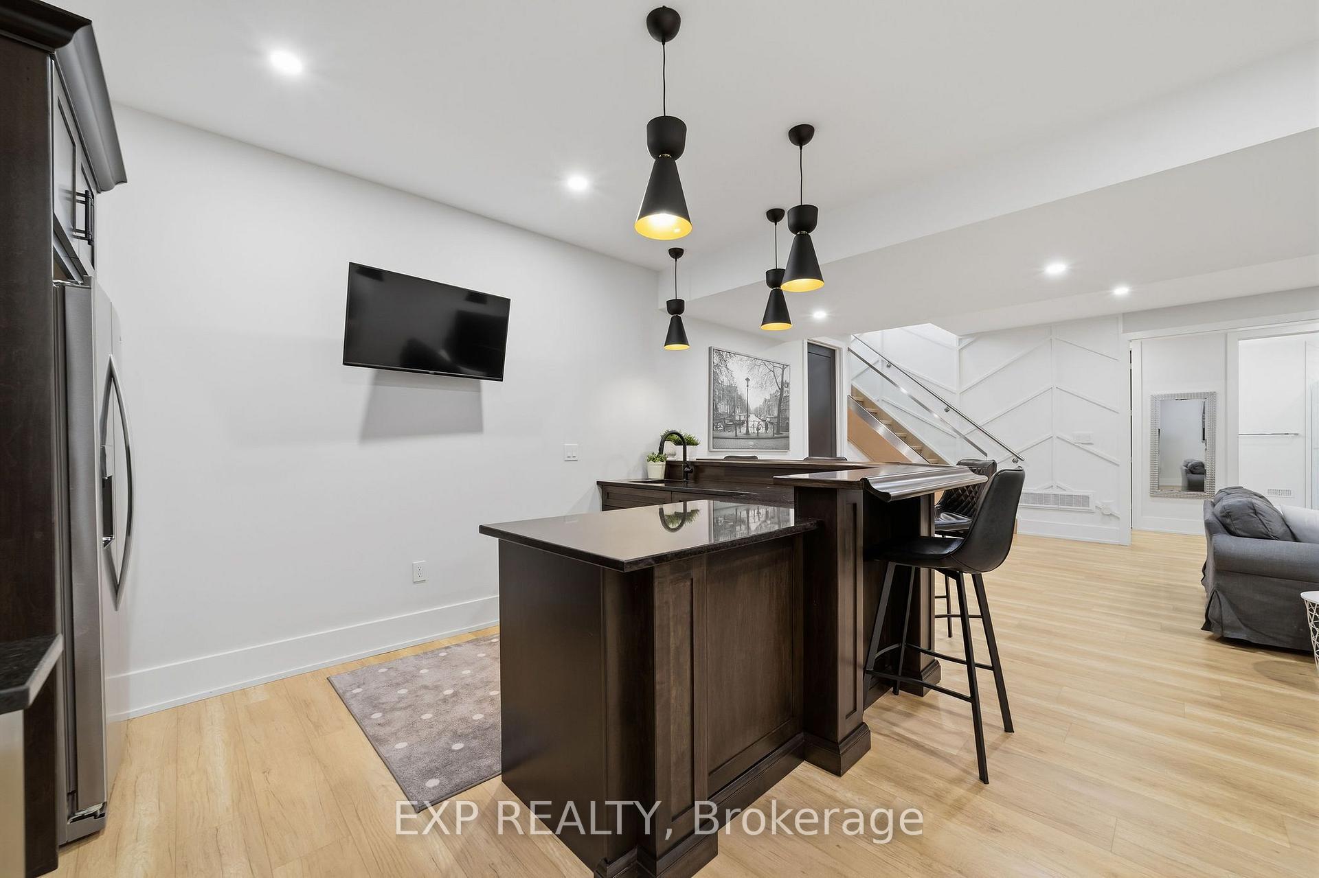 Photo 31 of 61 Ashby Crescent, Strathroy-Caradoc, SW — HOMEH